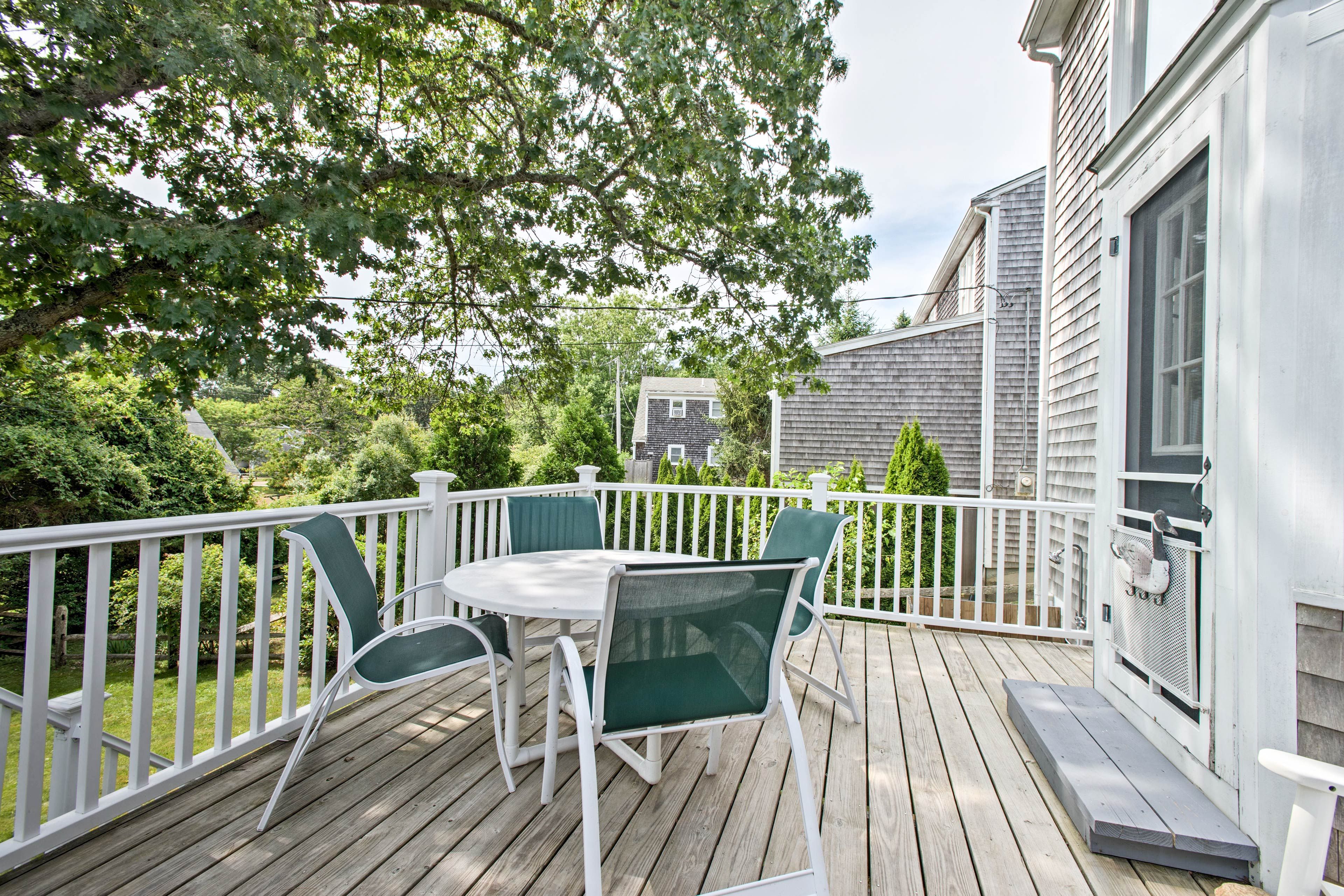 Unwind on the back deck with a drink in your hand.