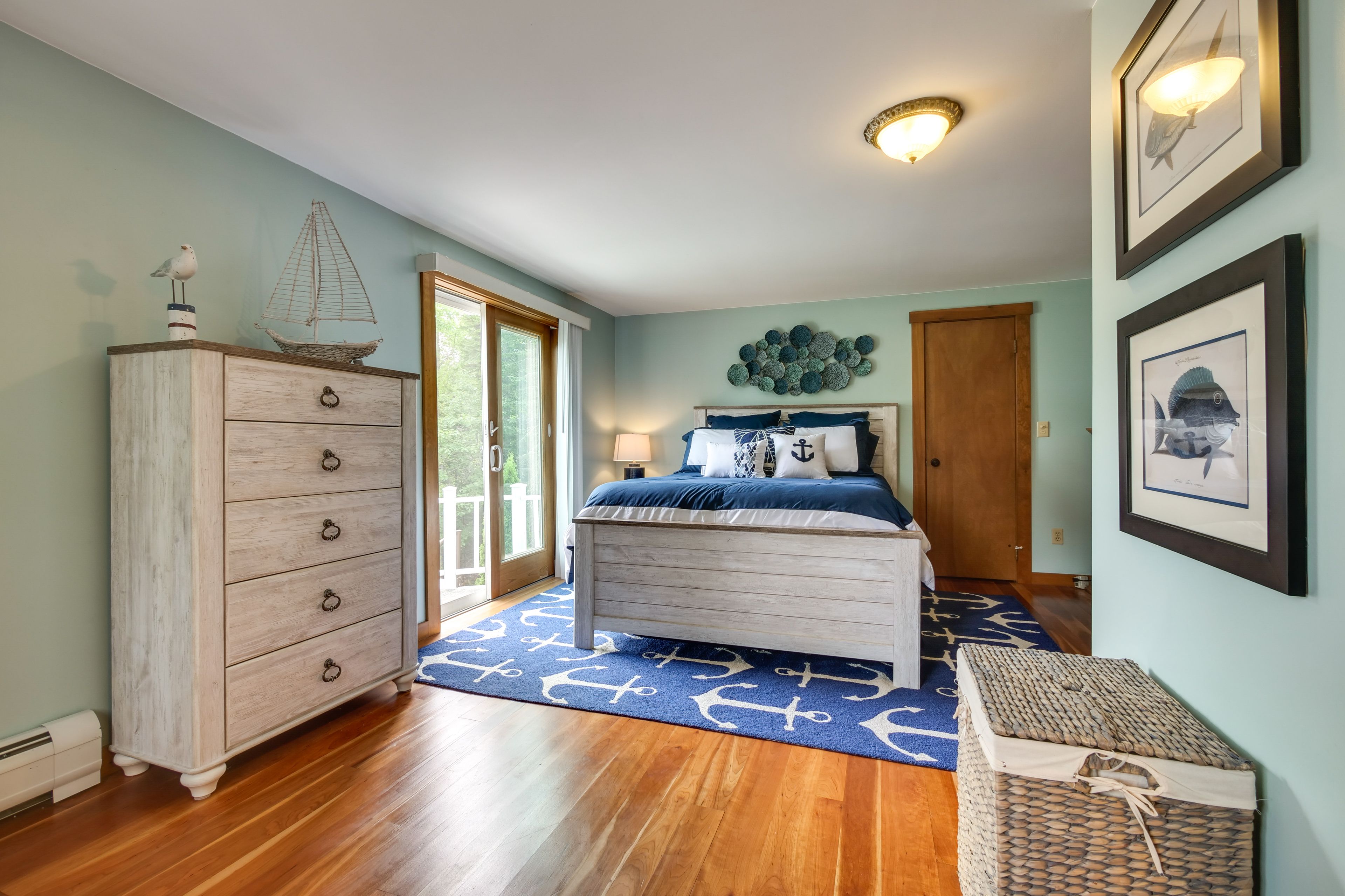 Bedroom 3 | Queen Bed