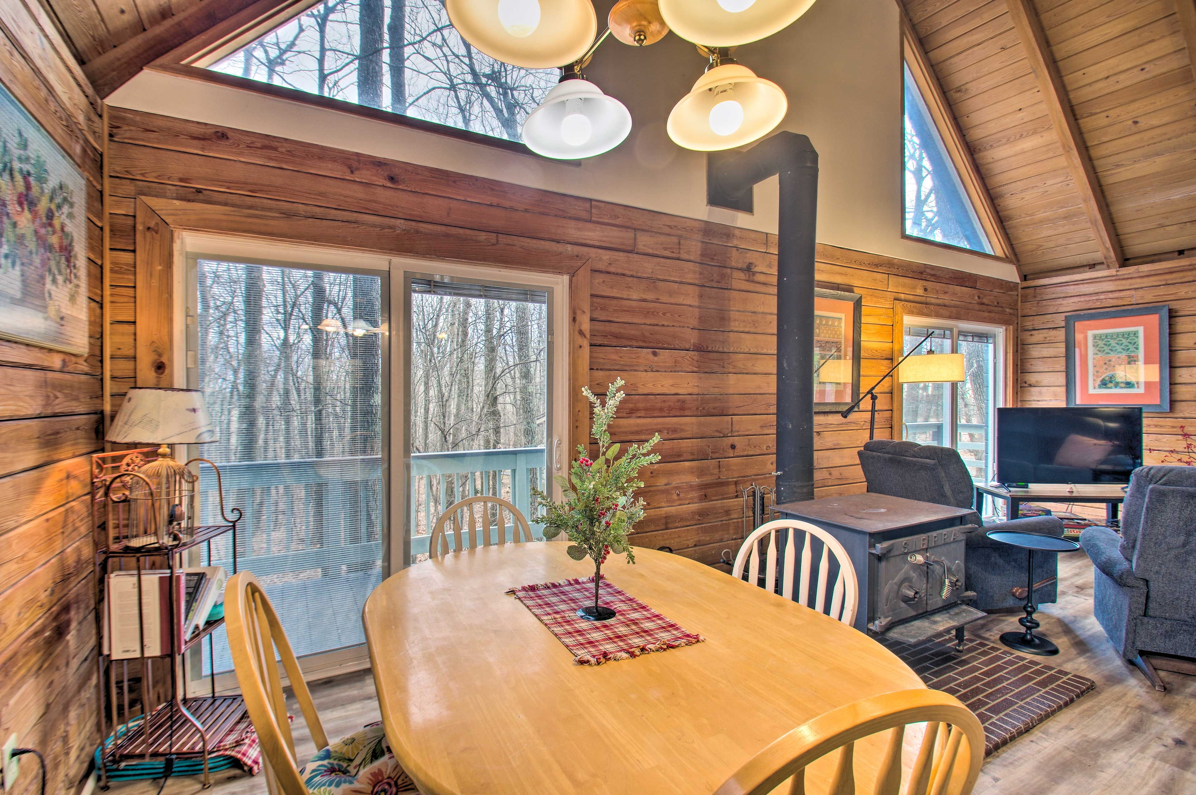 Dining Room | Dishware & Flatware
