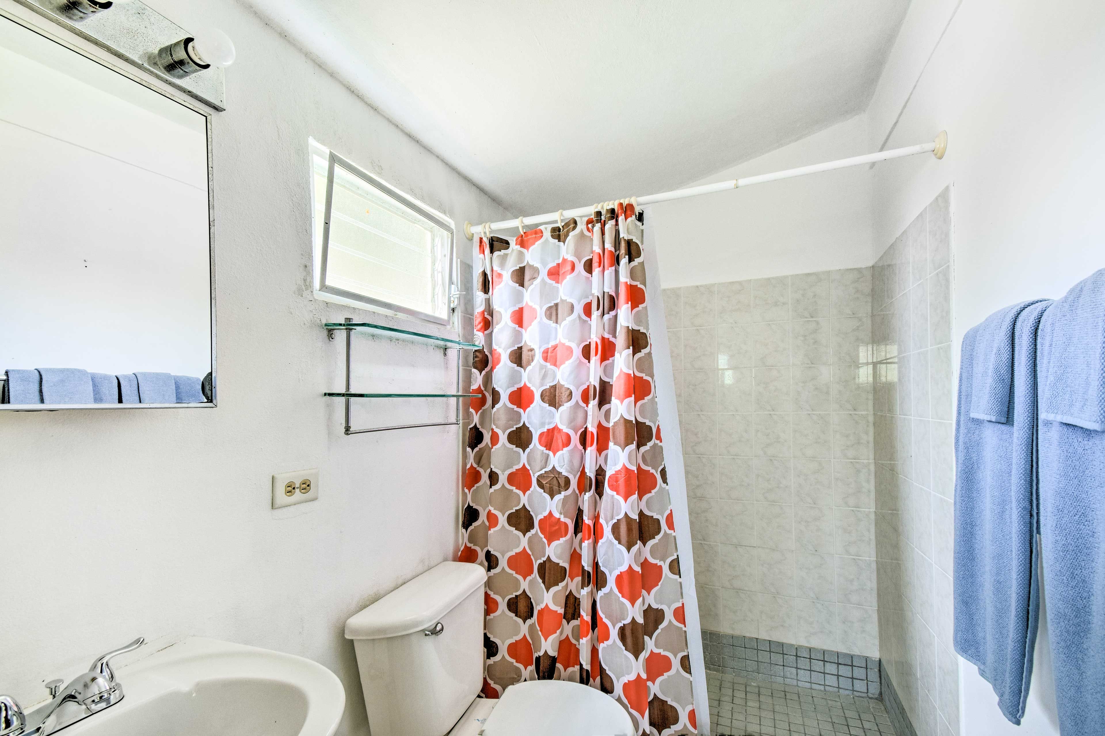 Full Bathroom