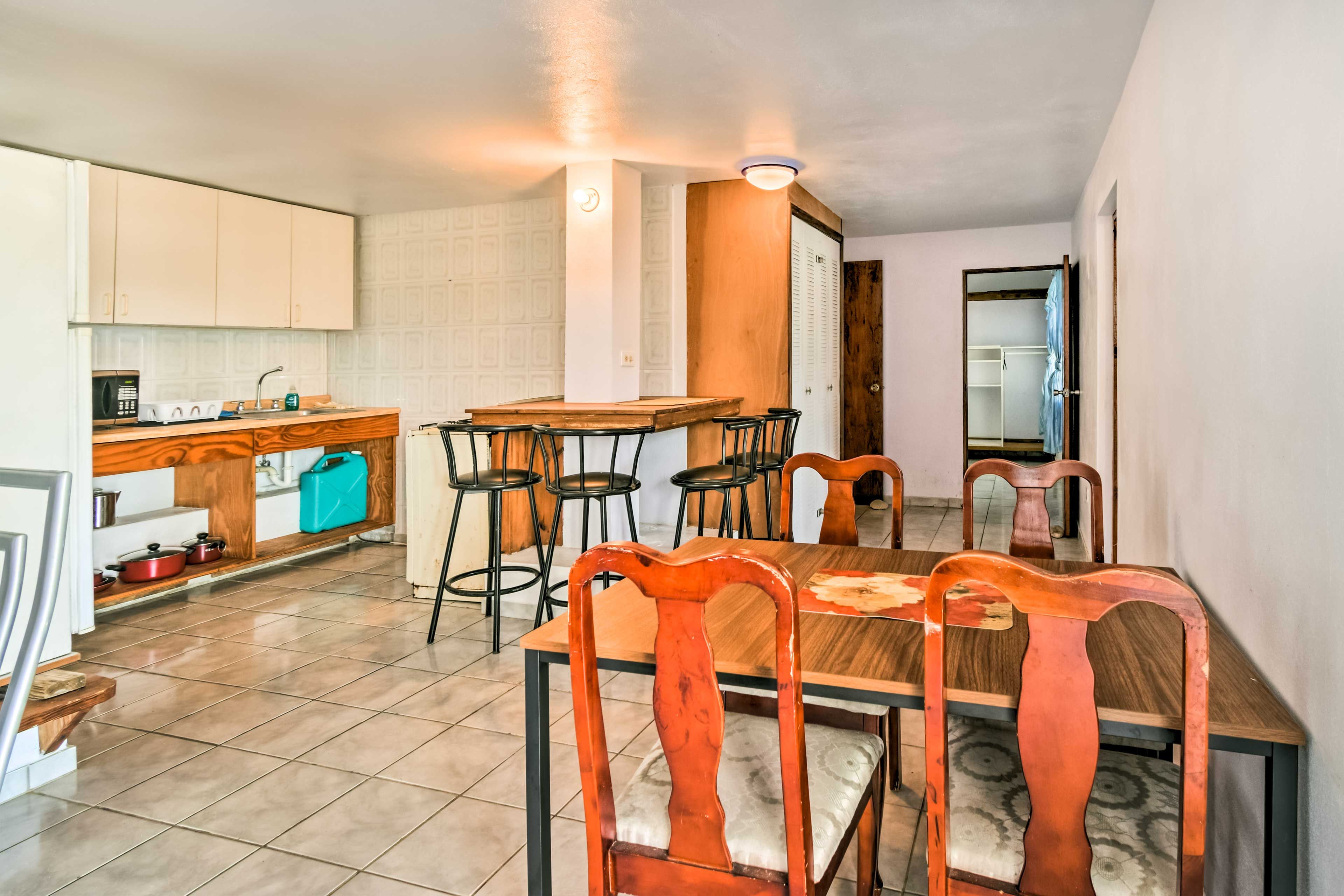 Dining Space | Dishware & Flatware