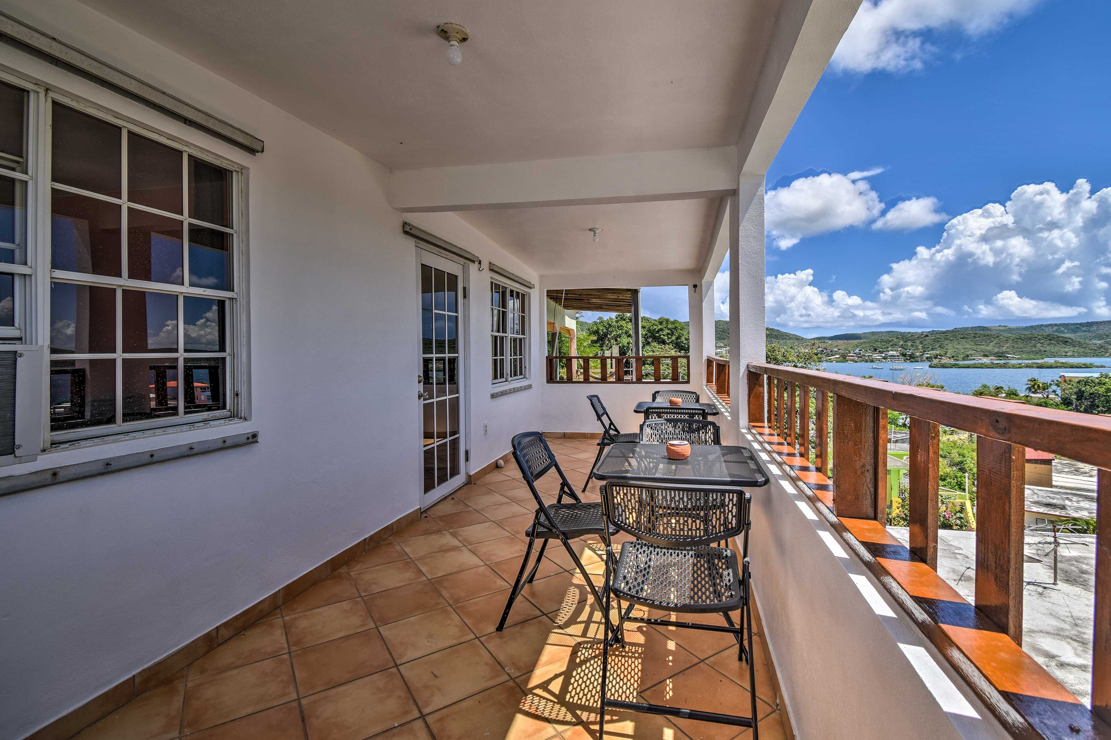The furnished balcony is the ideal place to sip your morning coffee.