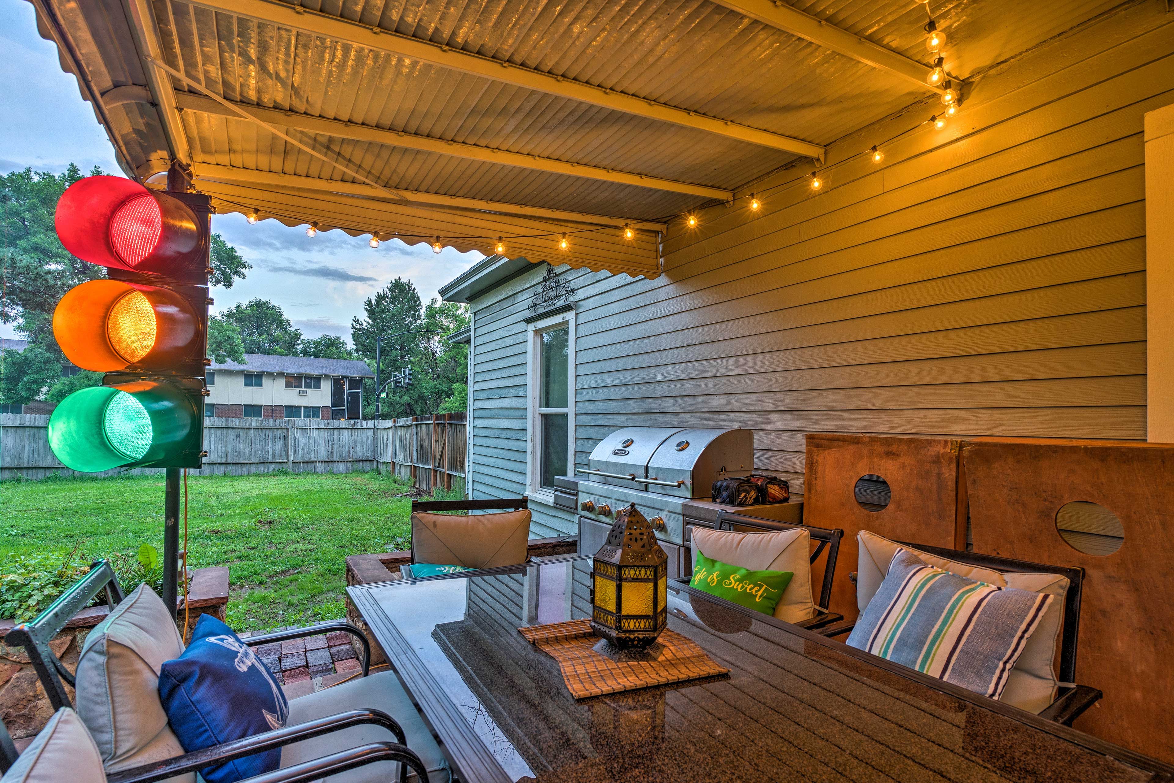 Take full advantage of the Pro Grade Multi Station gas grill!