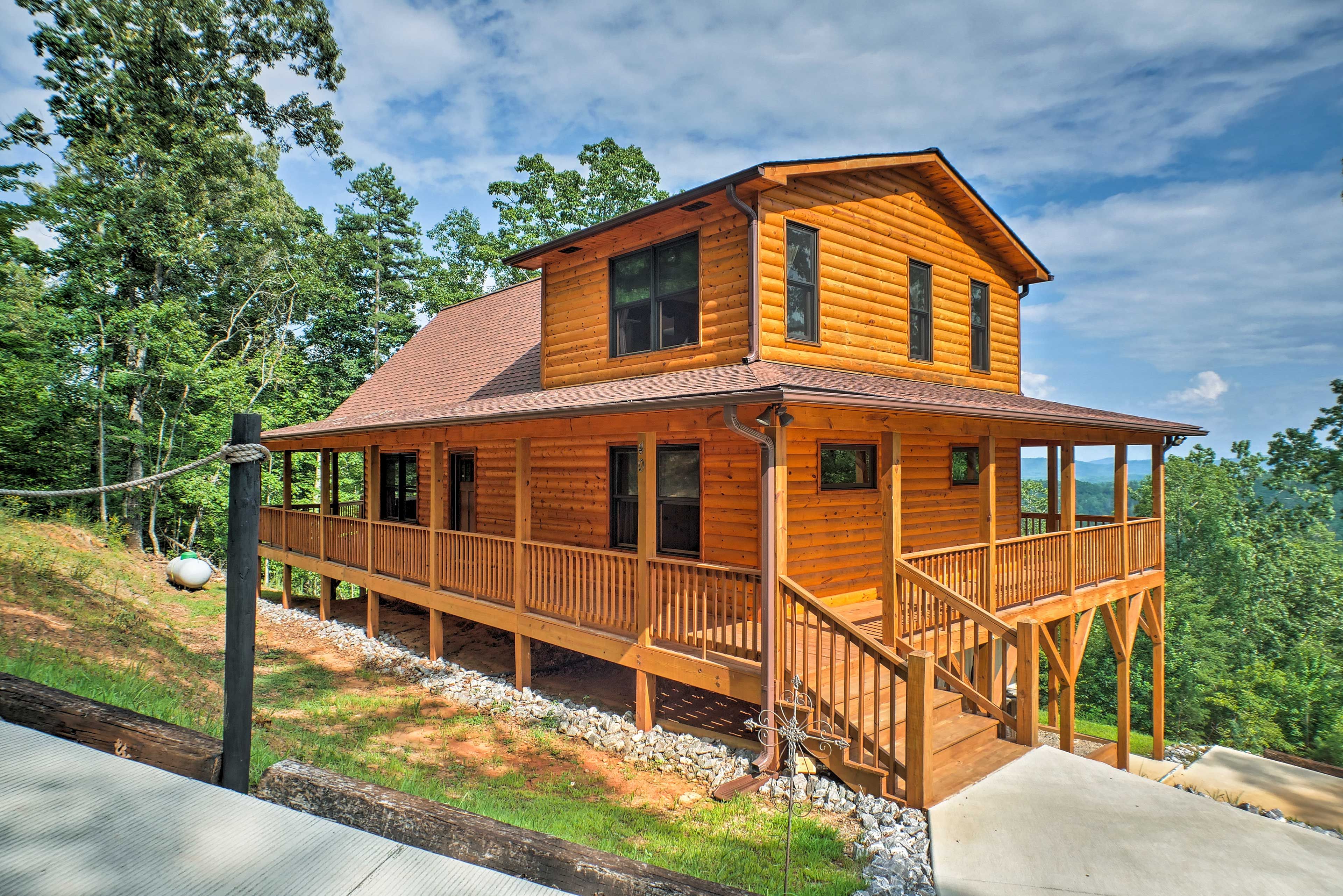 Parking | Driveway (2 Vehicles)