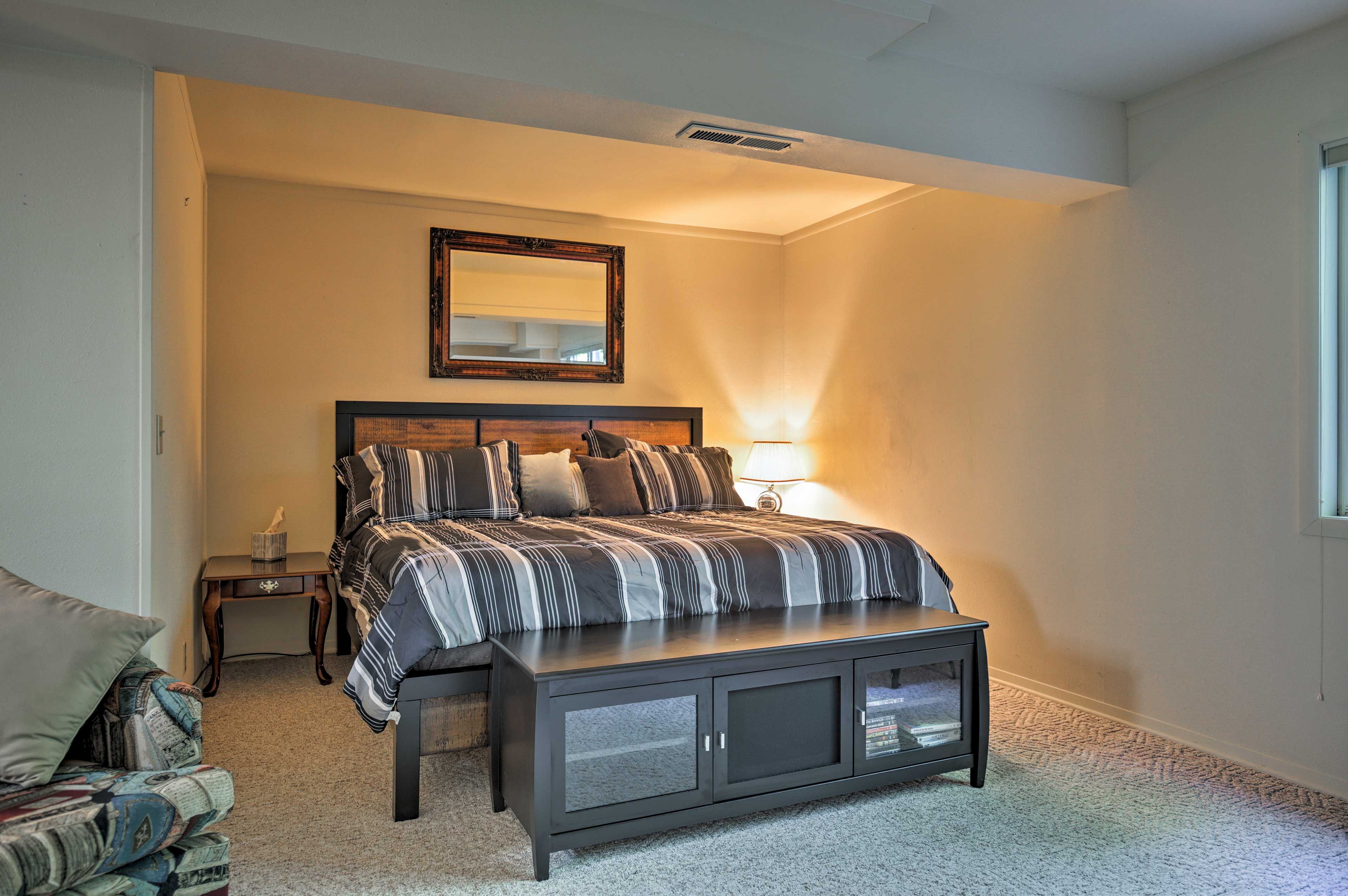 Bedroom 4 | Lower Level | King Bed | Queen Sleeper Sofa | Flat-Screen TV