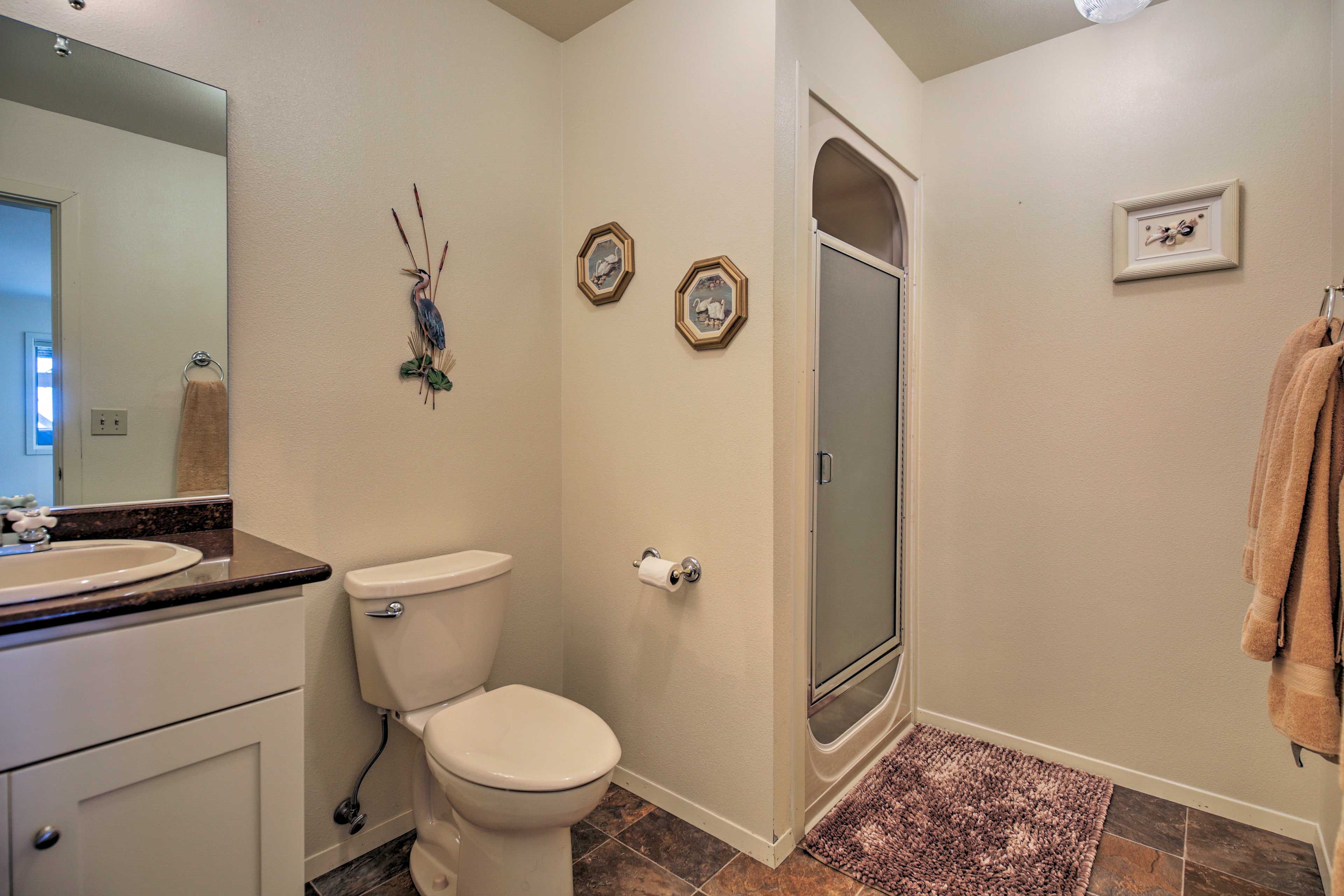 Full Bathroom | Lower Level