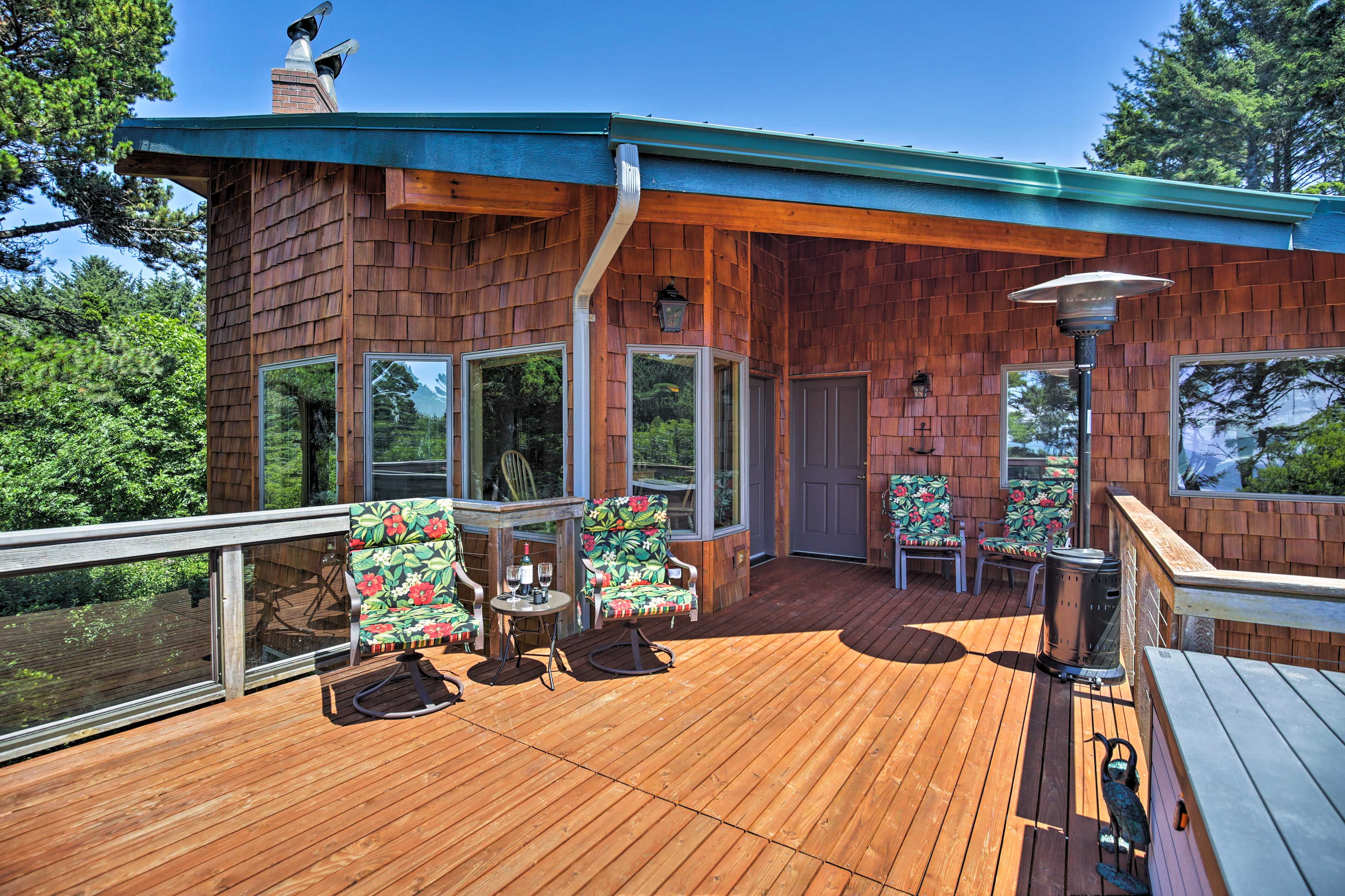 Private Deck