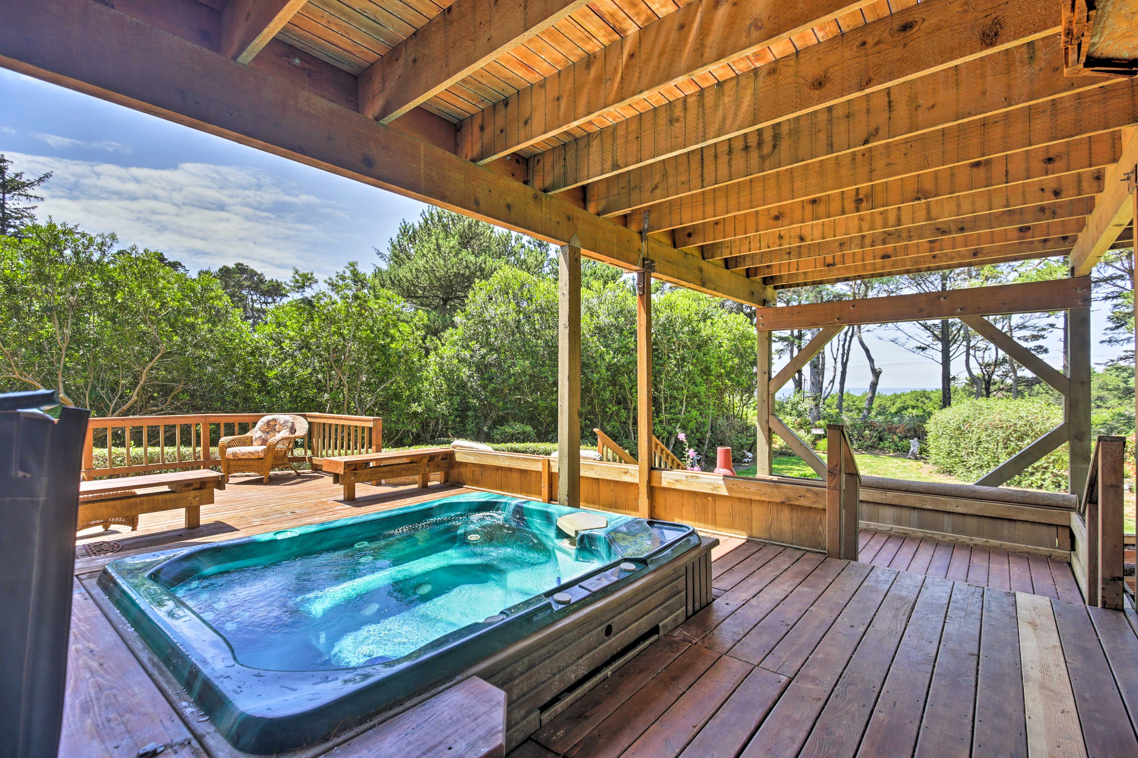Private Hot Tub | Ocean Views