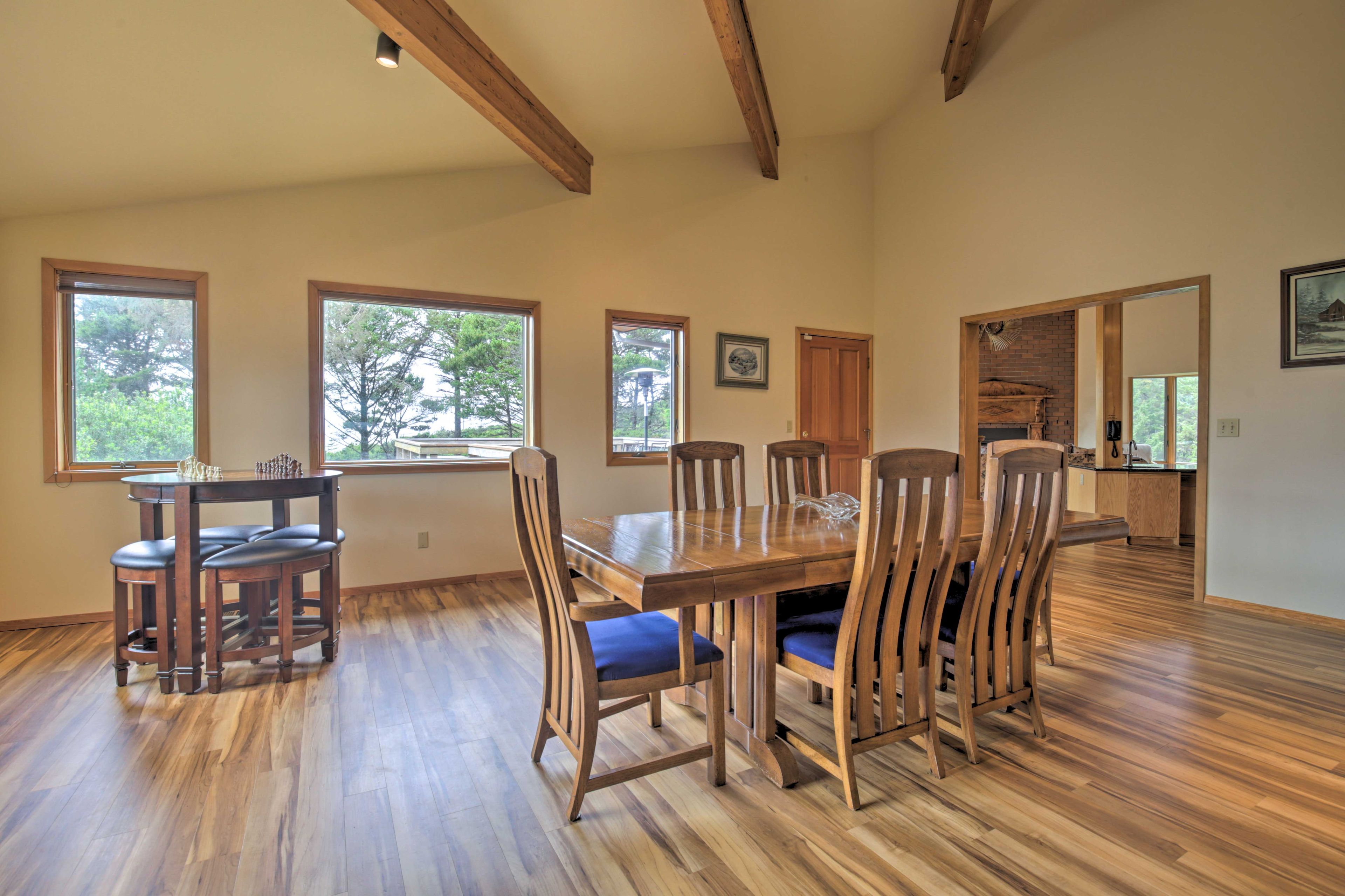 Dining Area | Main Level | Dishware/Flatware