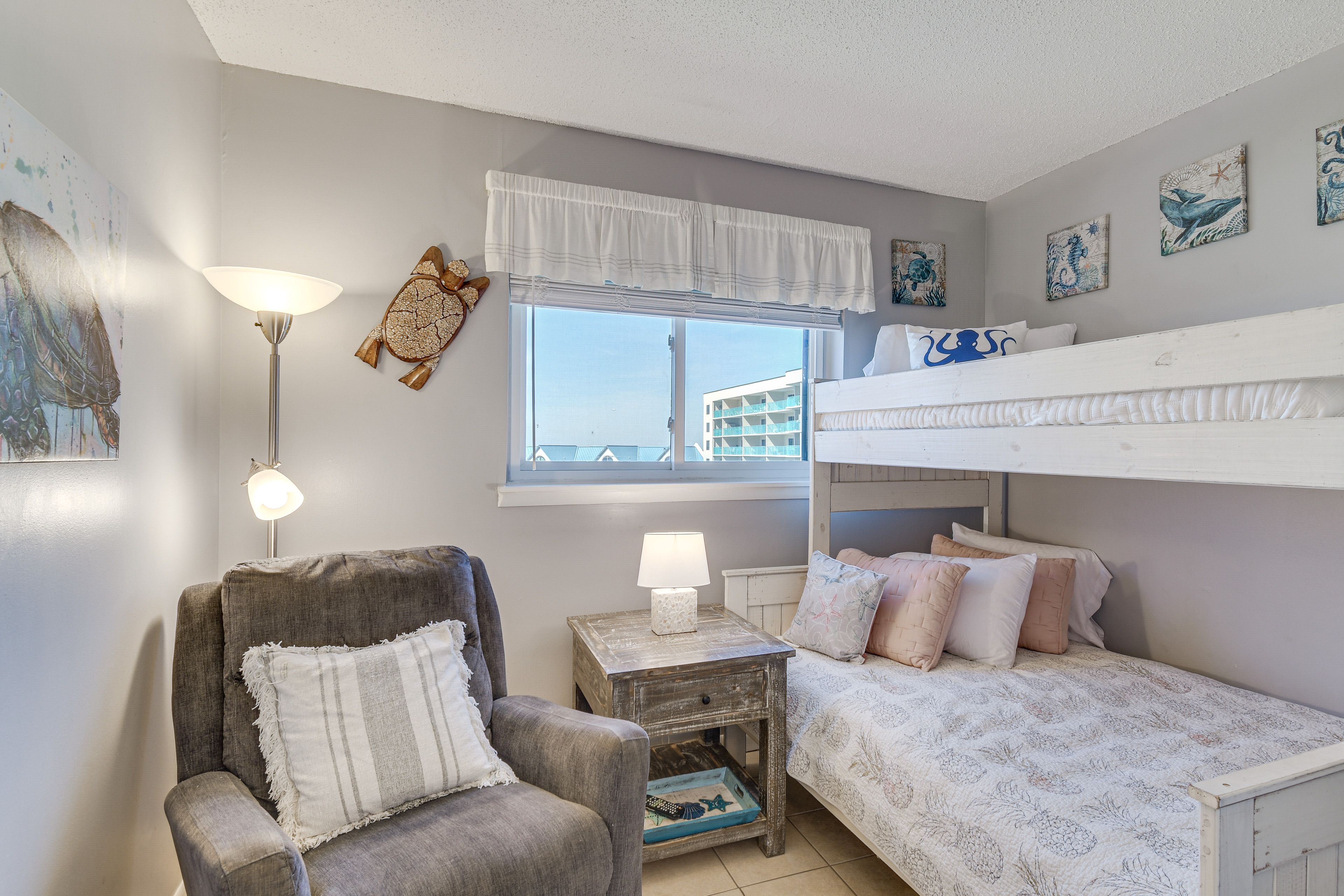 Bedroom 2 | Twin/Full Bunk Bed | Cable TV