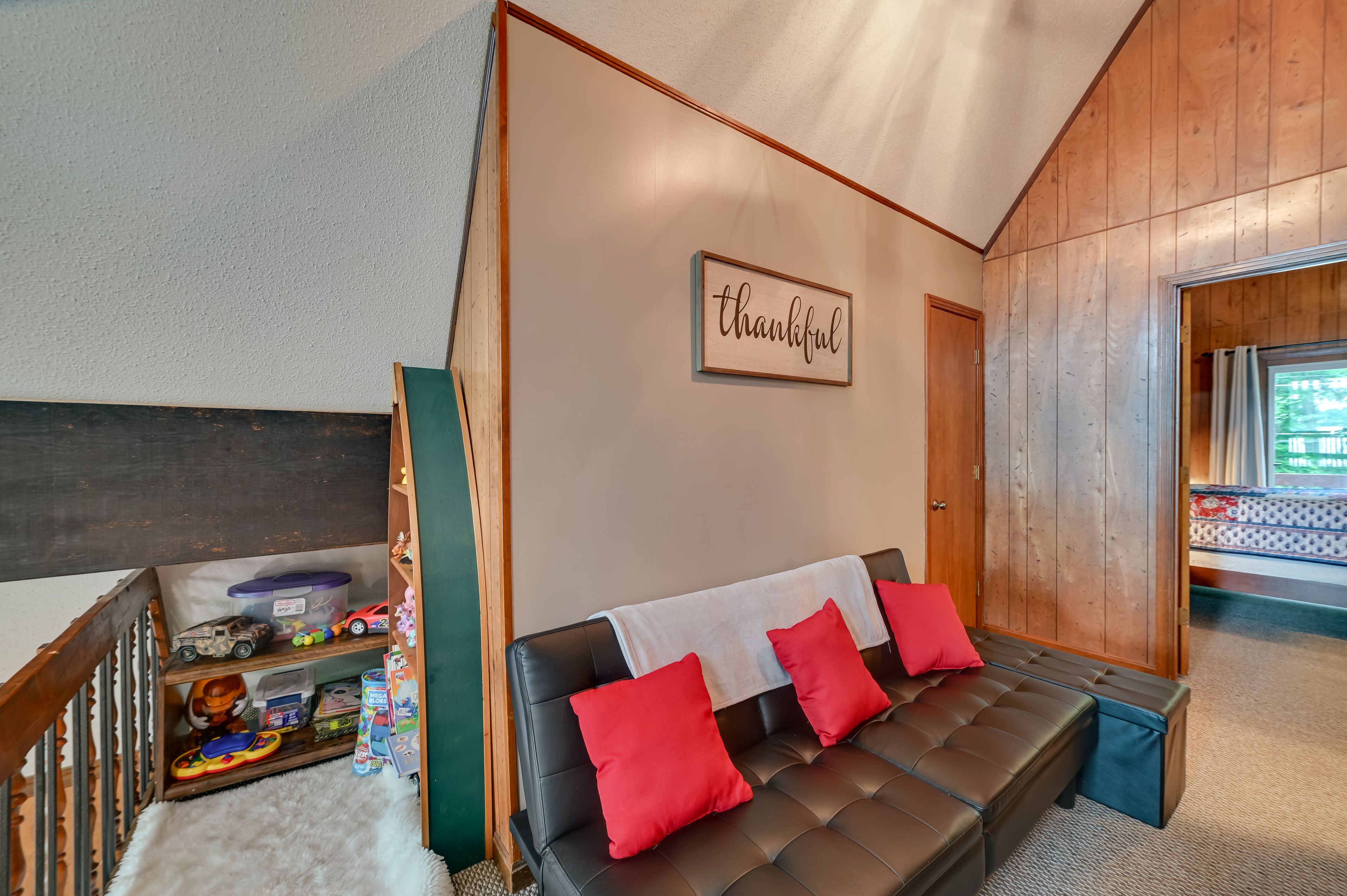 Loft | Futon