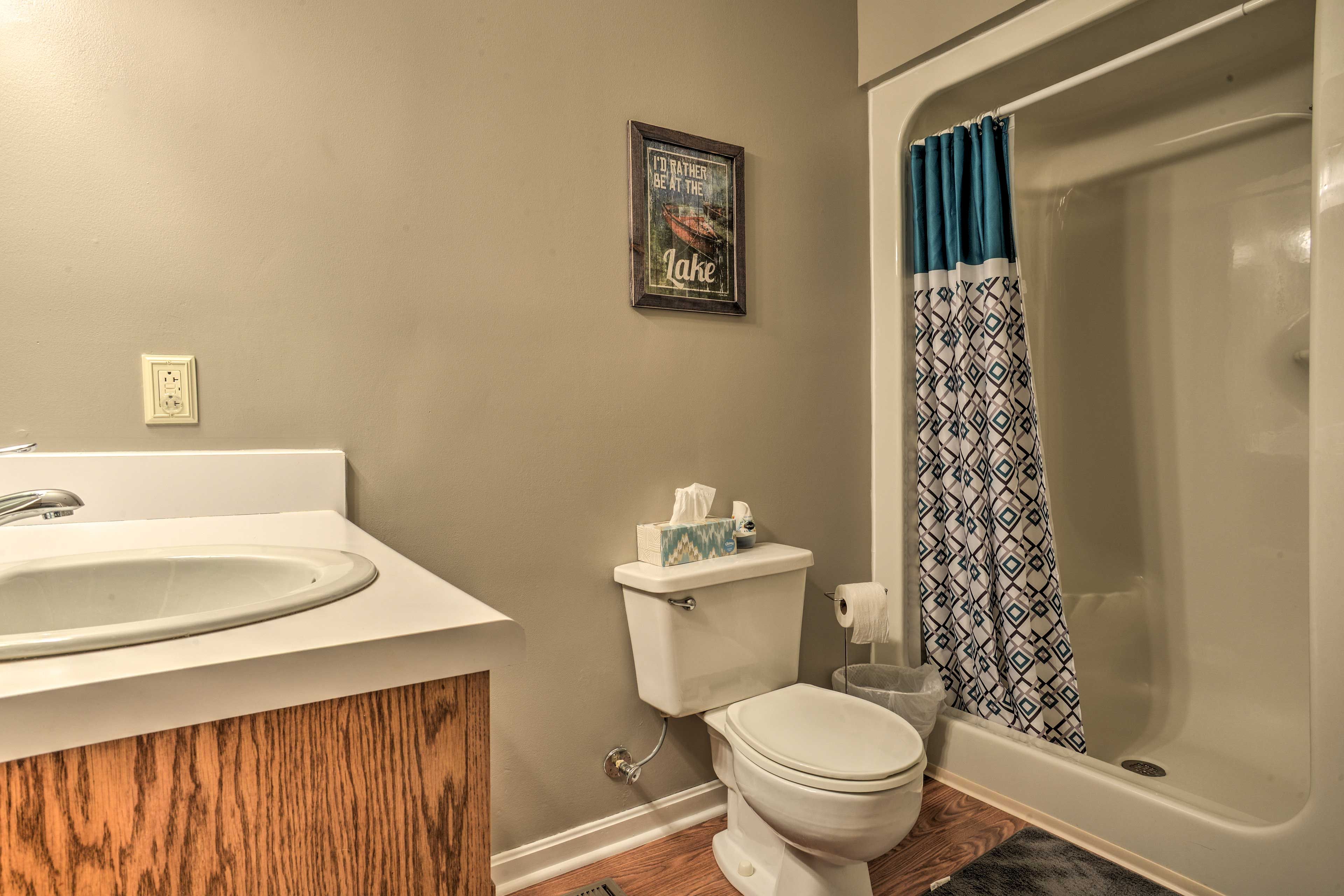 Full Bathroom | Linens & Towels