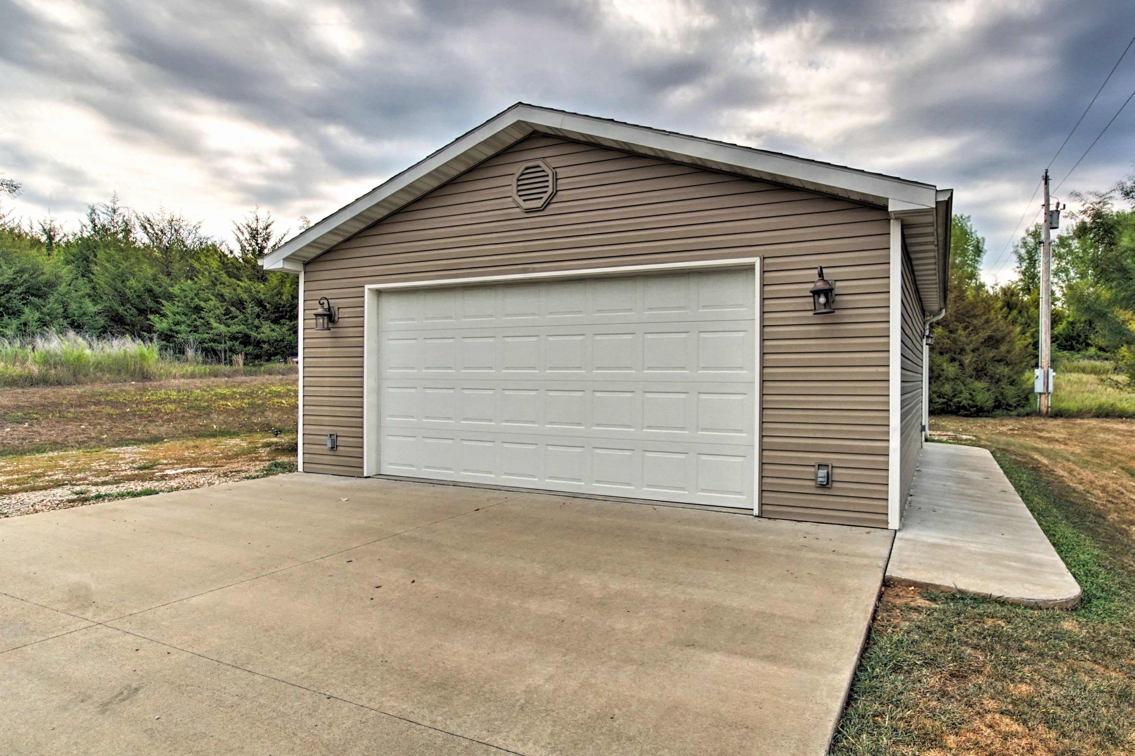 Driveway Parking (3 Vehicles)