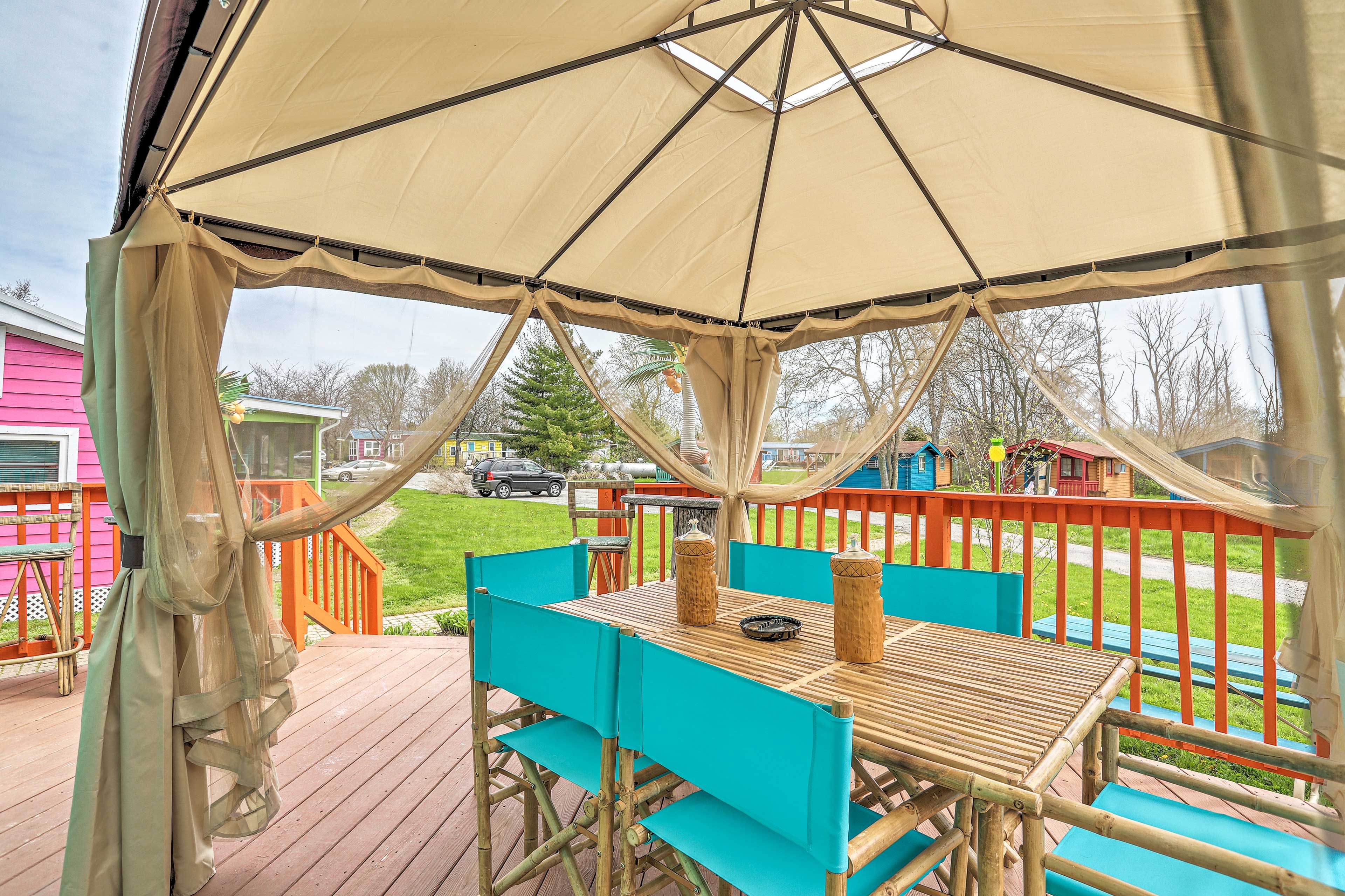 Have a ball on the deck under the shade of the cabana.