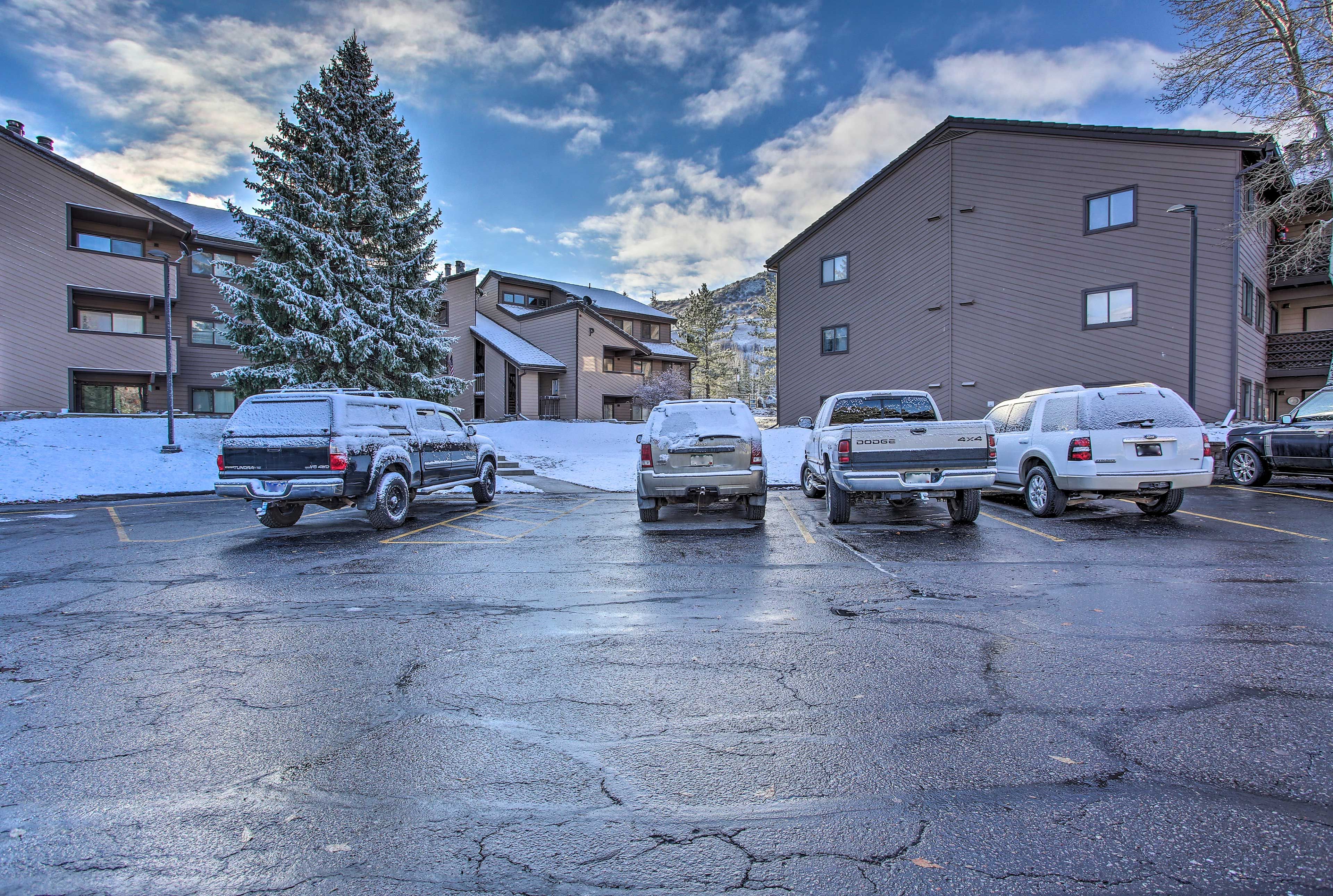 Make yourself home to plenty of parking in the open lot.