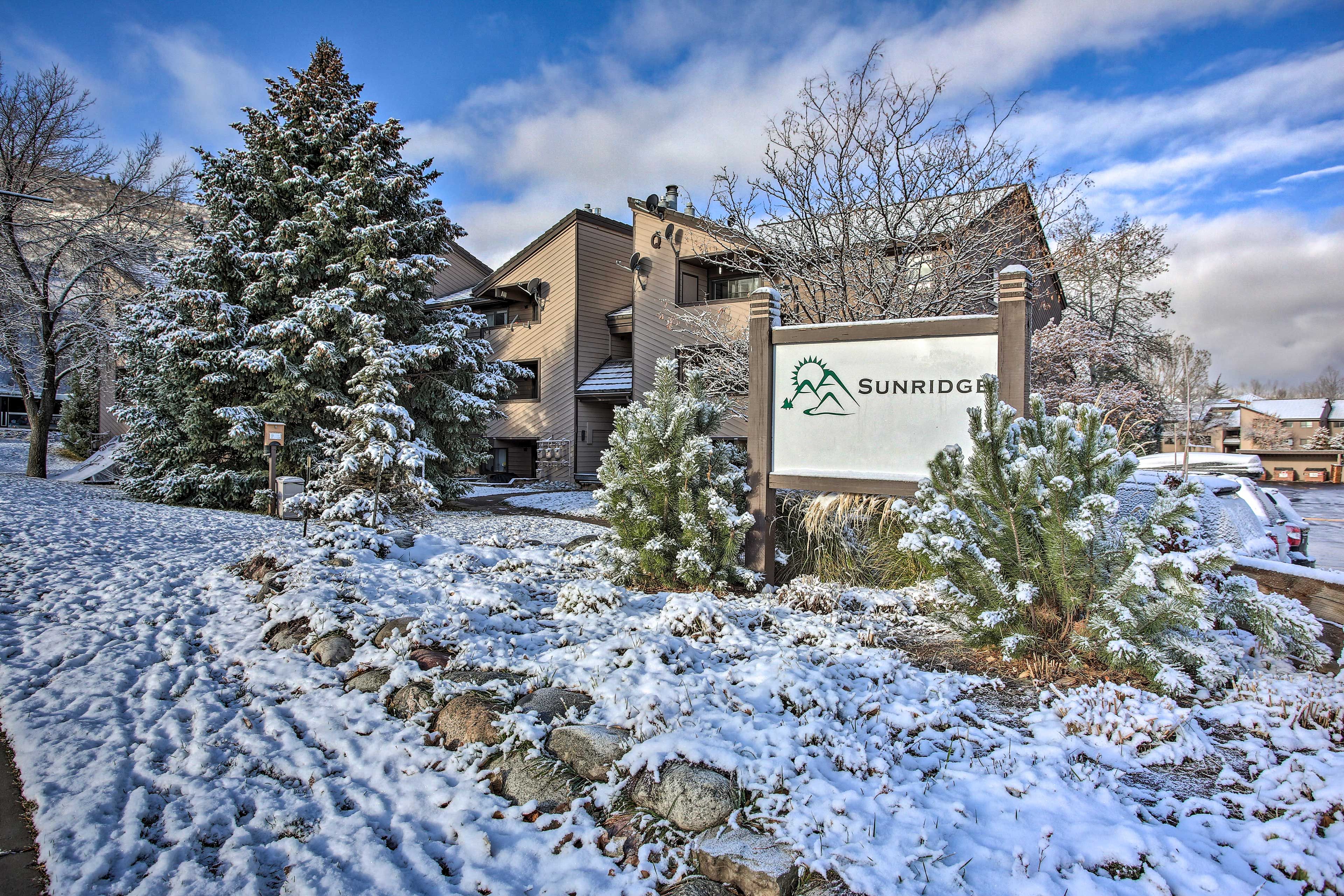 This stunning Sunridge condo is waiting!