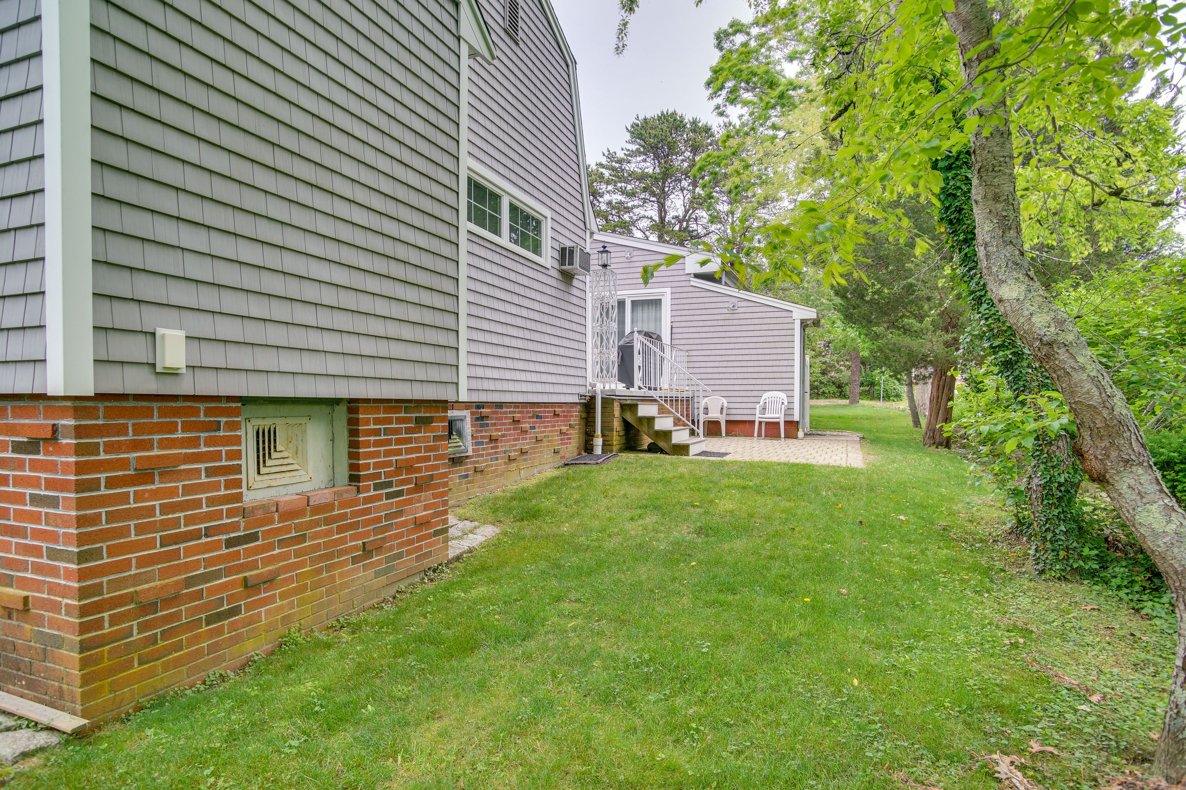 Spacious Yard