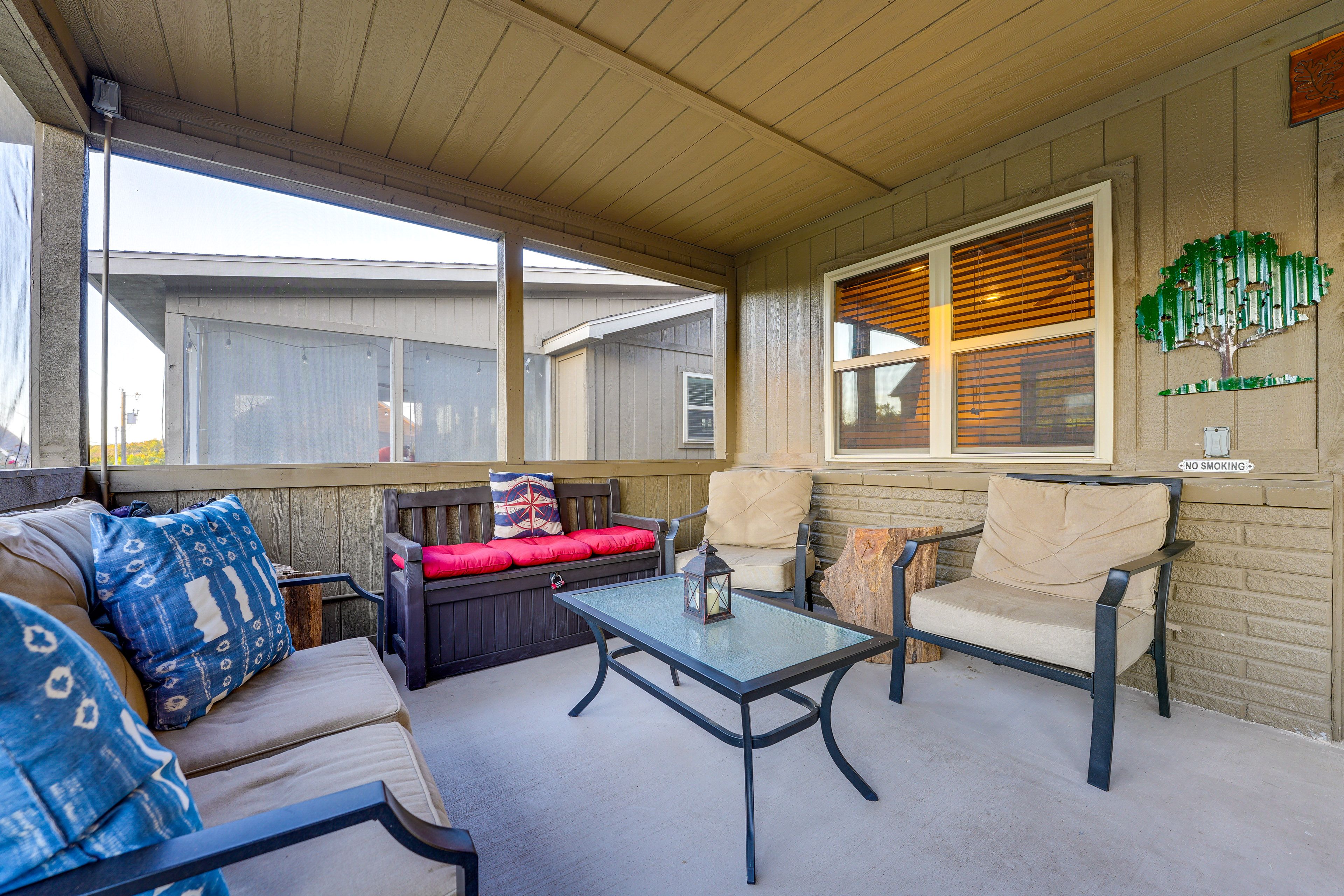 Screened Porch