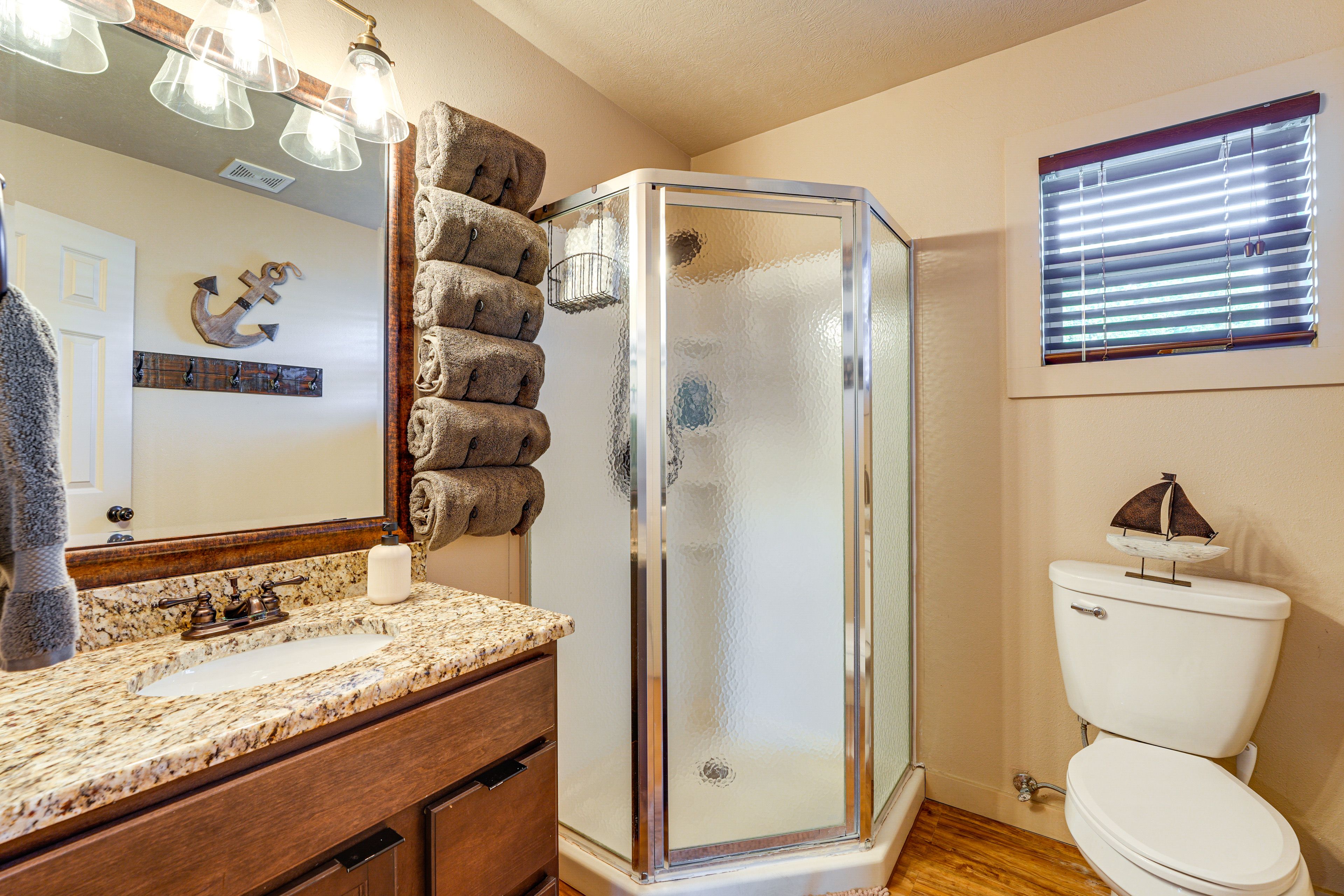 Bathroom | Towels Provided