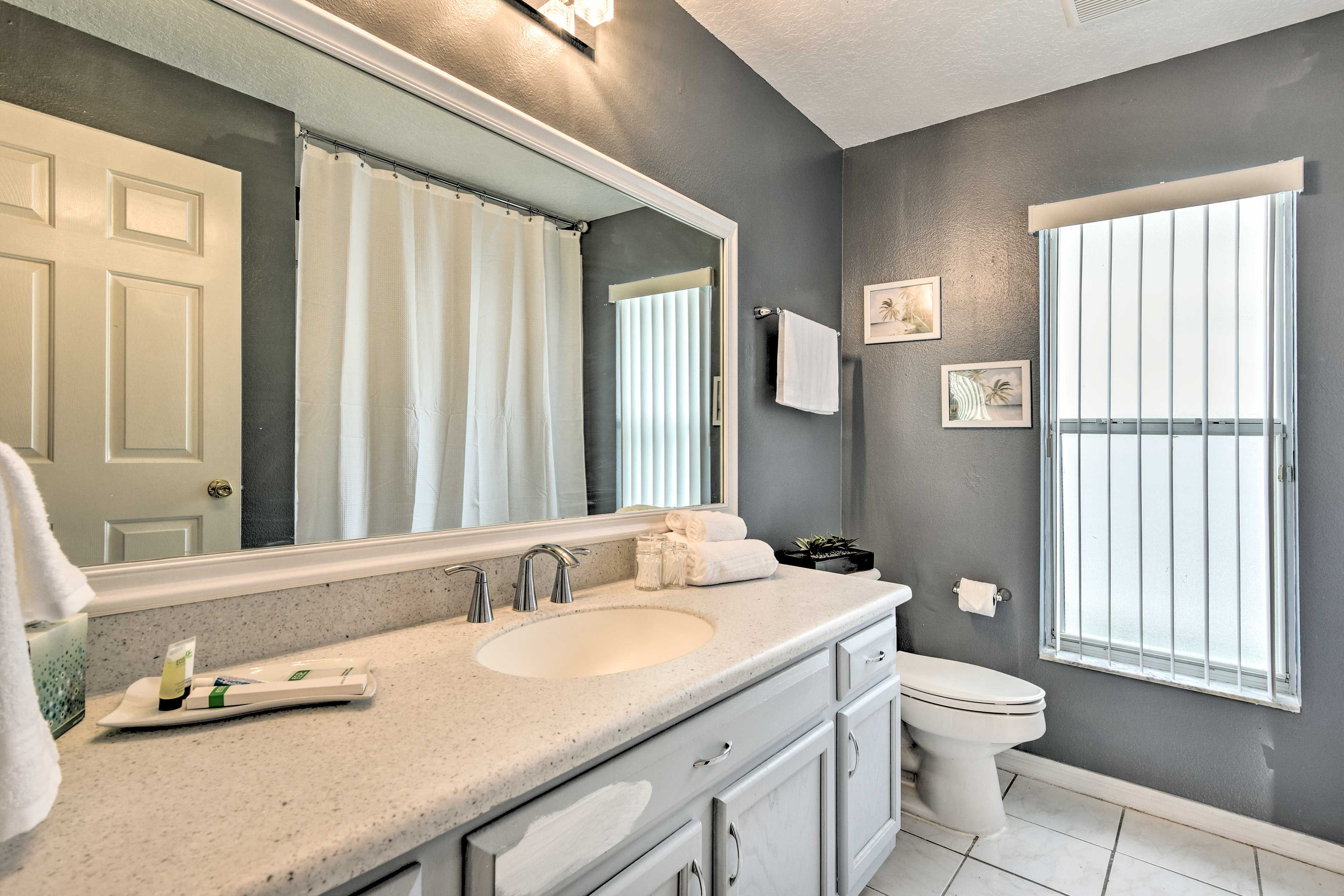 Full Bathroom