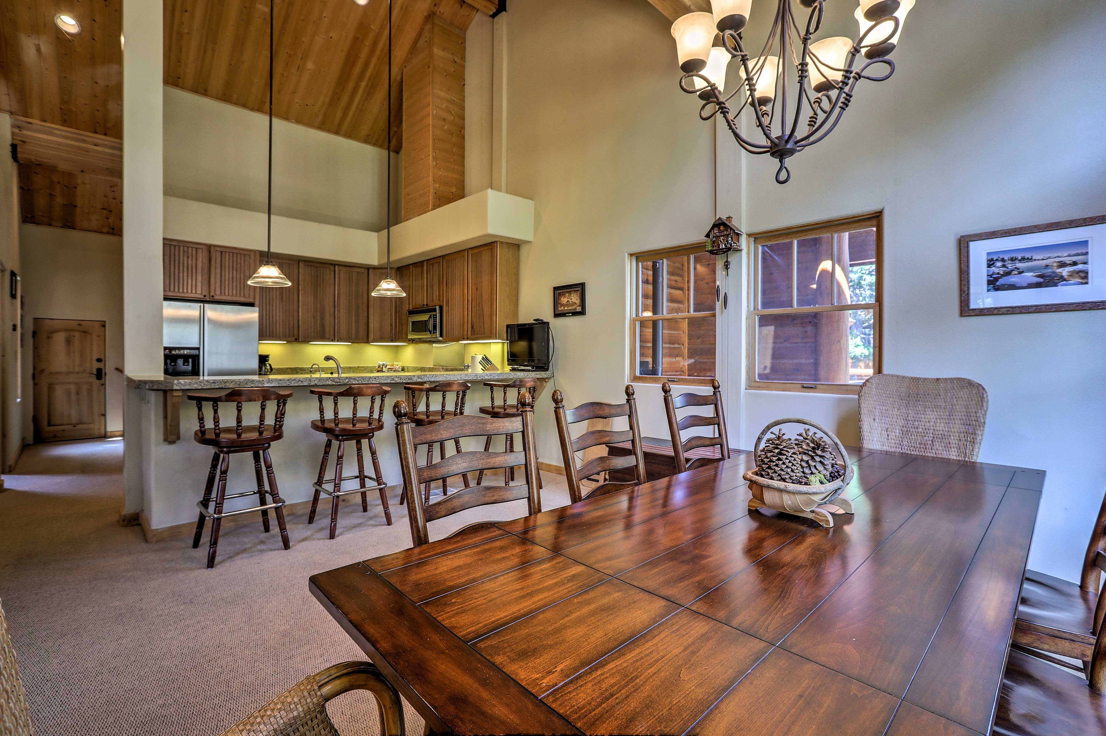 The home can easily accommodate your party of 8.