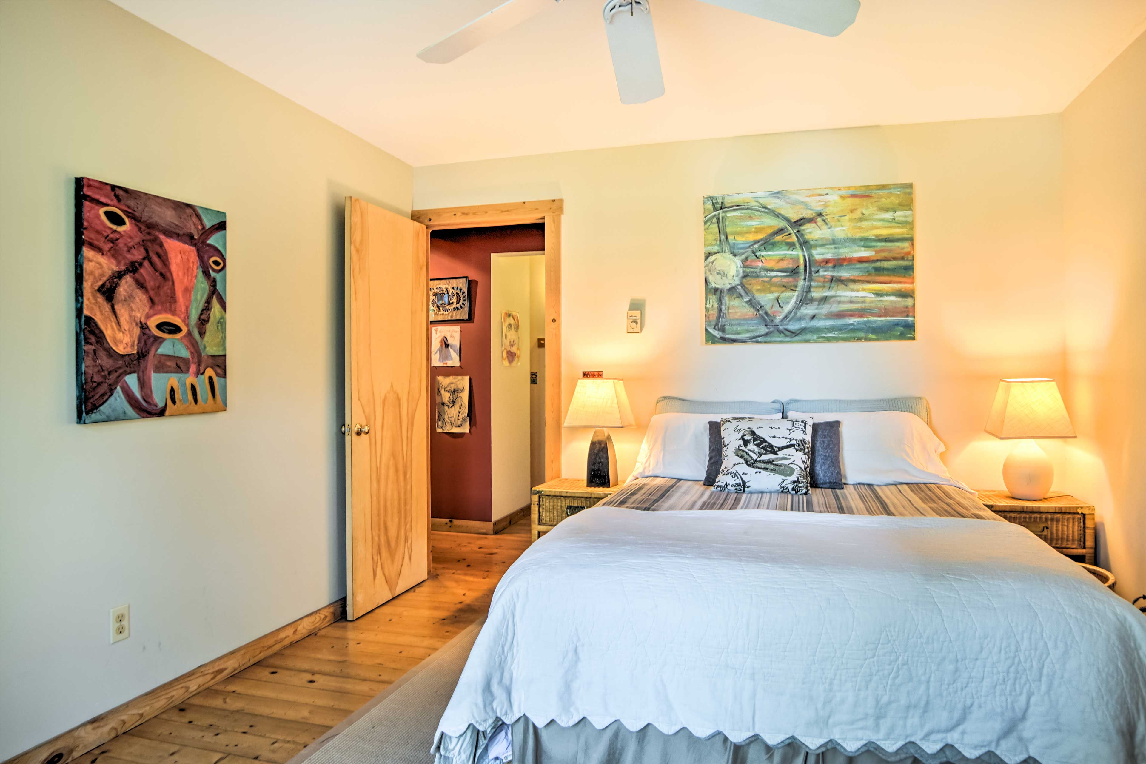 Bedroom 1 | Queen Bed | Linens Provided