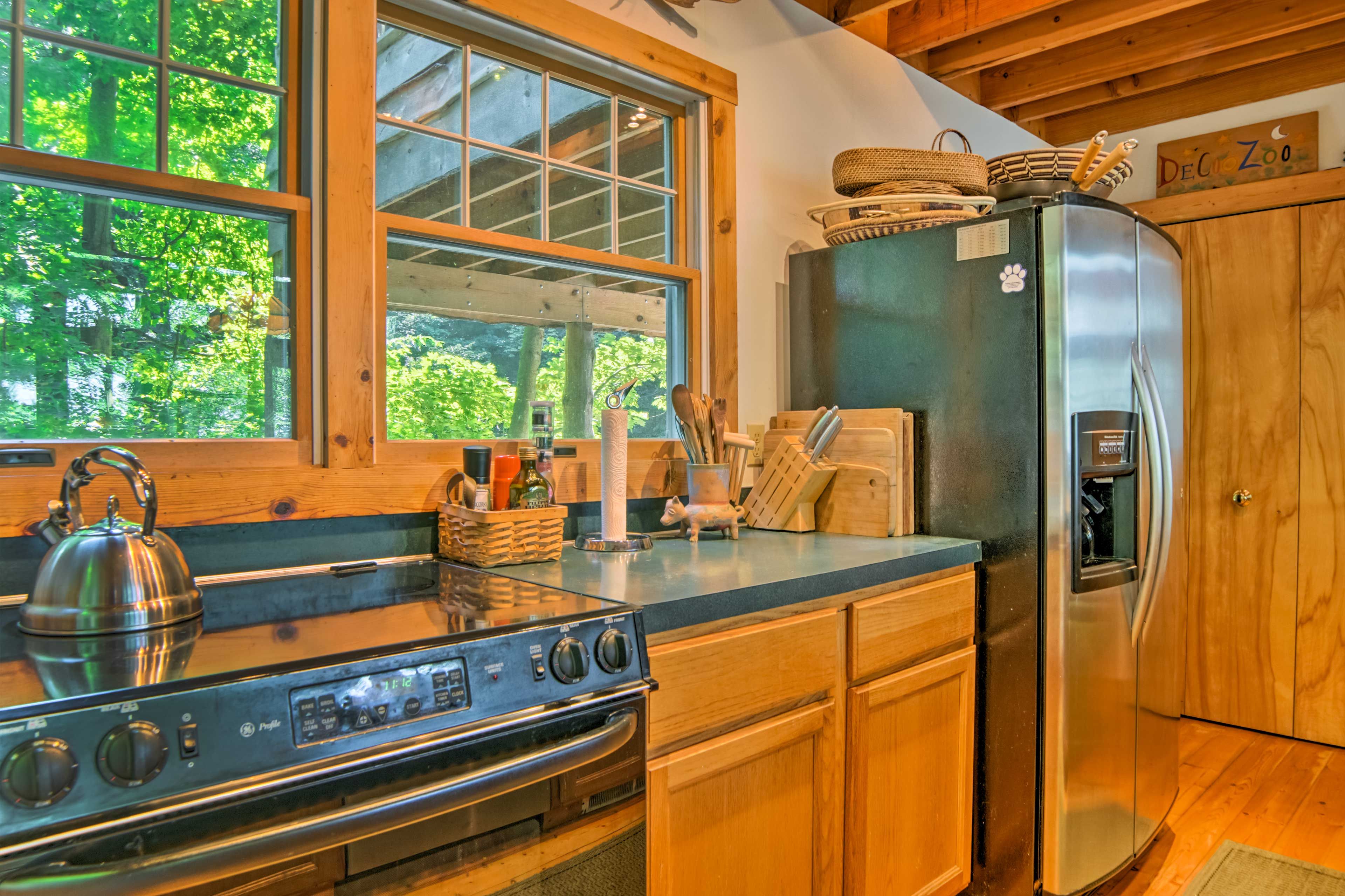 Kitchen | Cooking Basics | Breakfast Bar