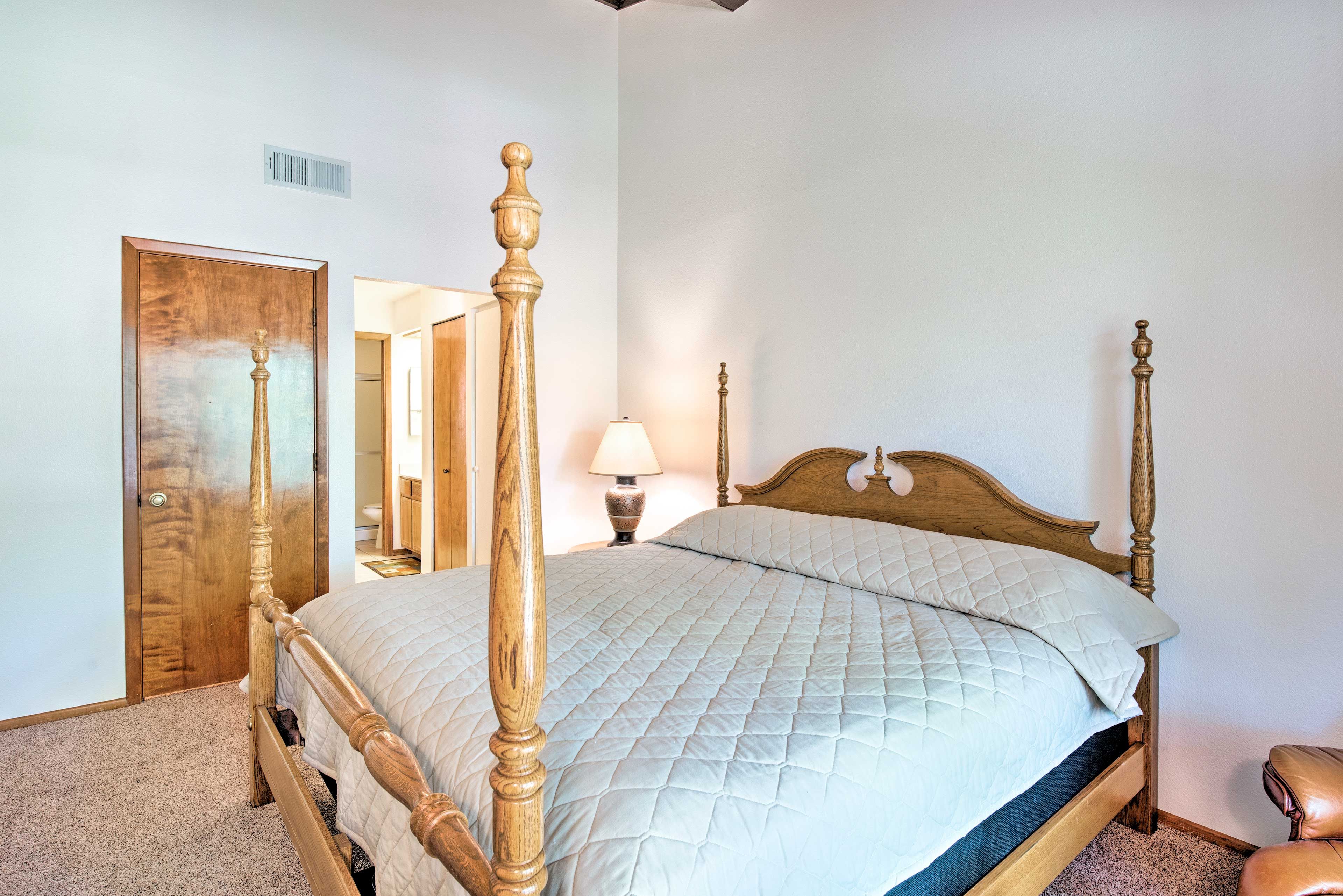 The bedroom suite also includes an en-suite bathroom.