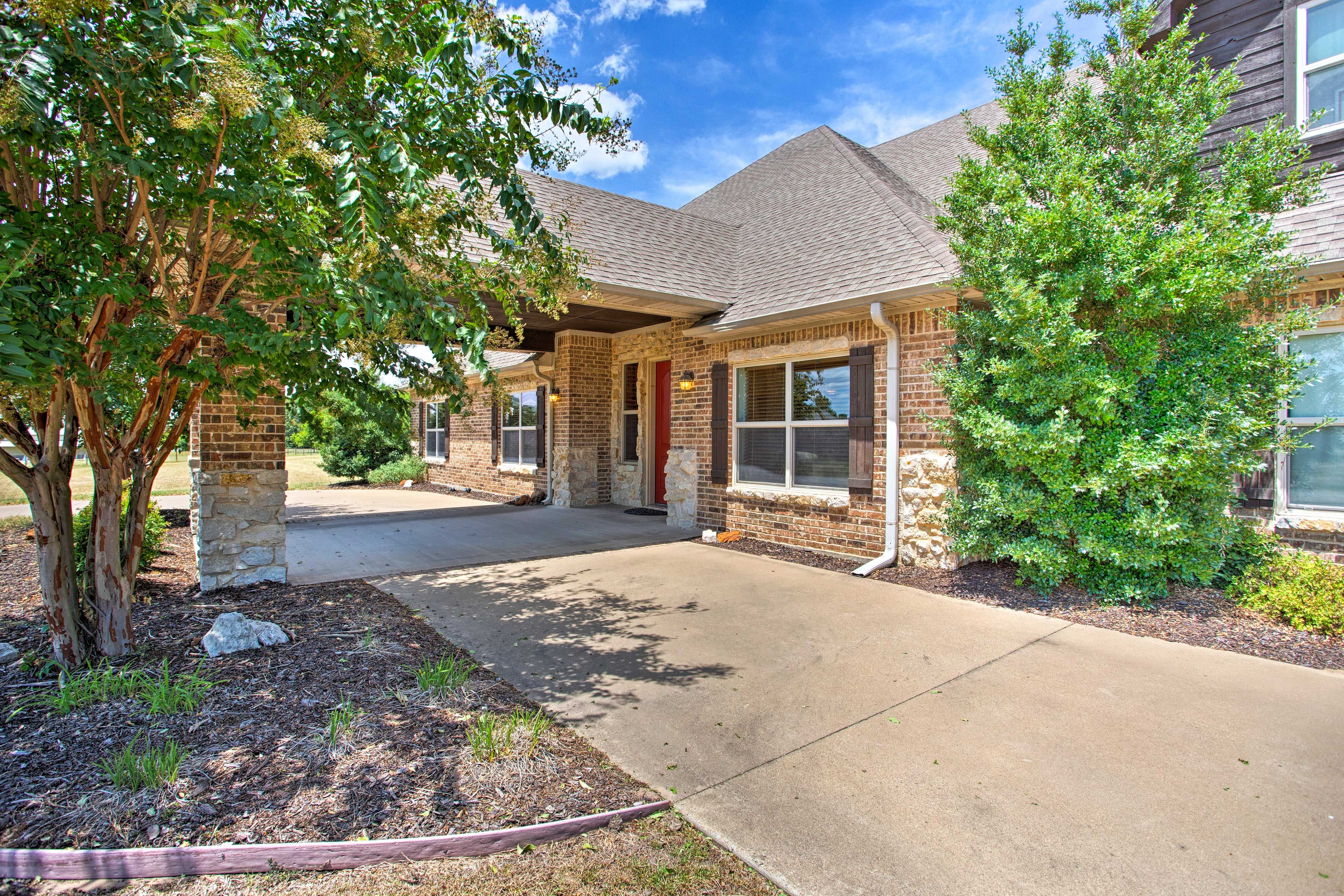 Property Exterior | Keyless Entry