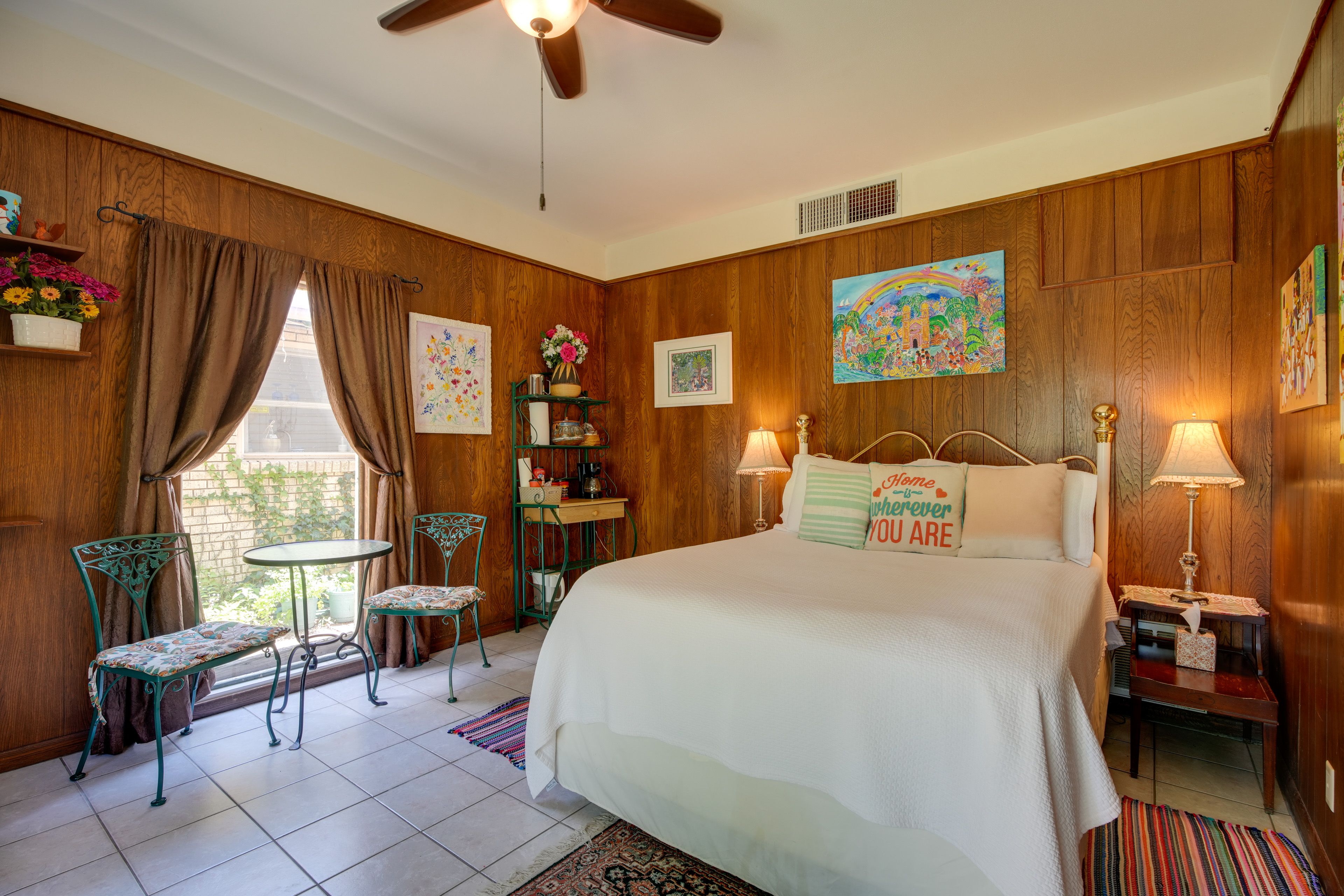 Bedroom 3 (Guest House) | Queen Bed