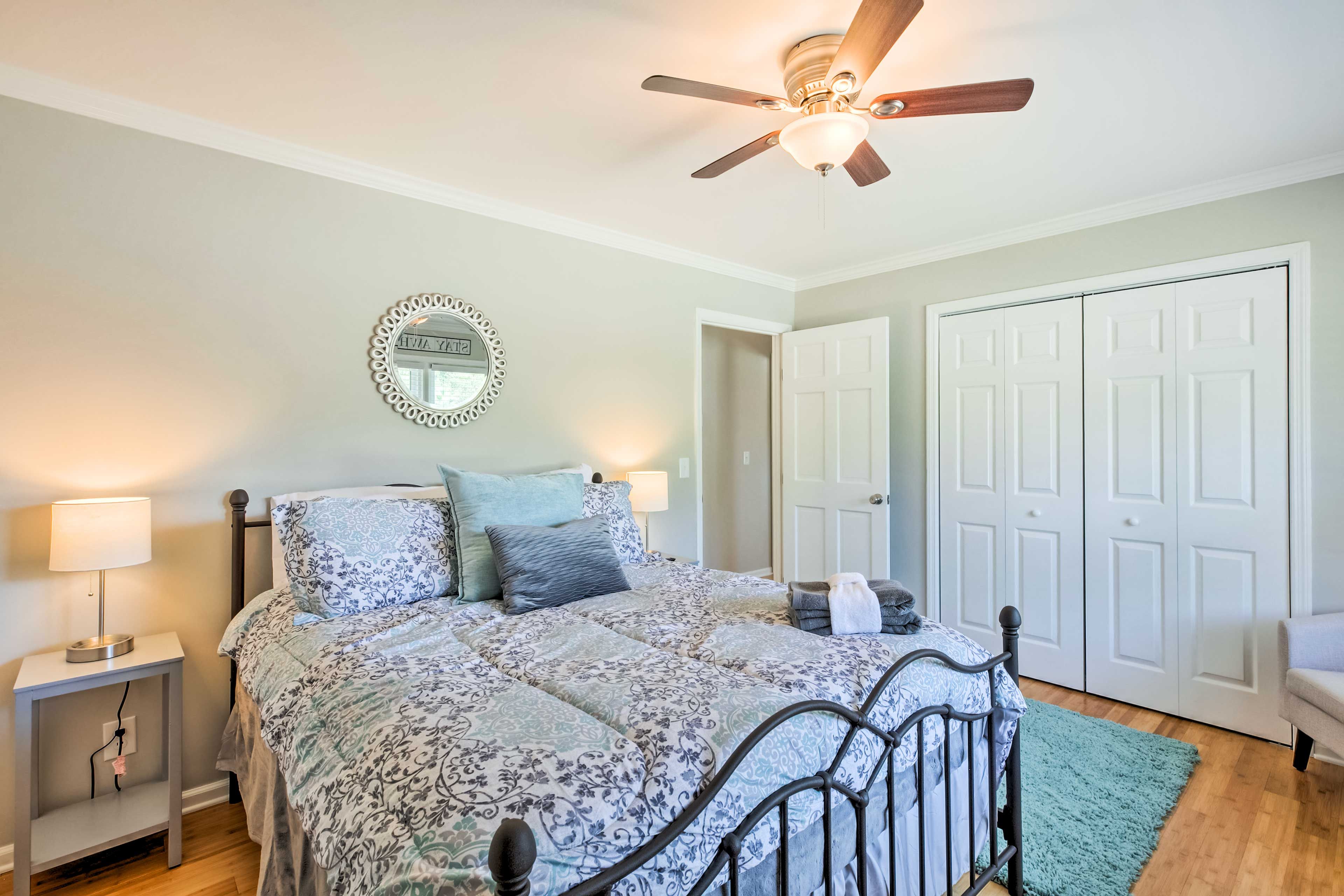 Bedroom 1 | Queen Bed | Linens Provided