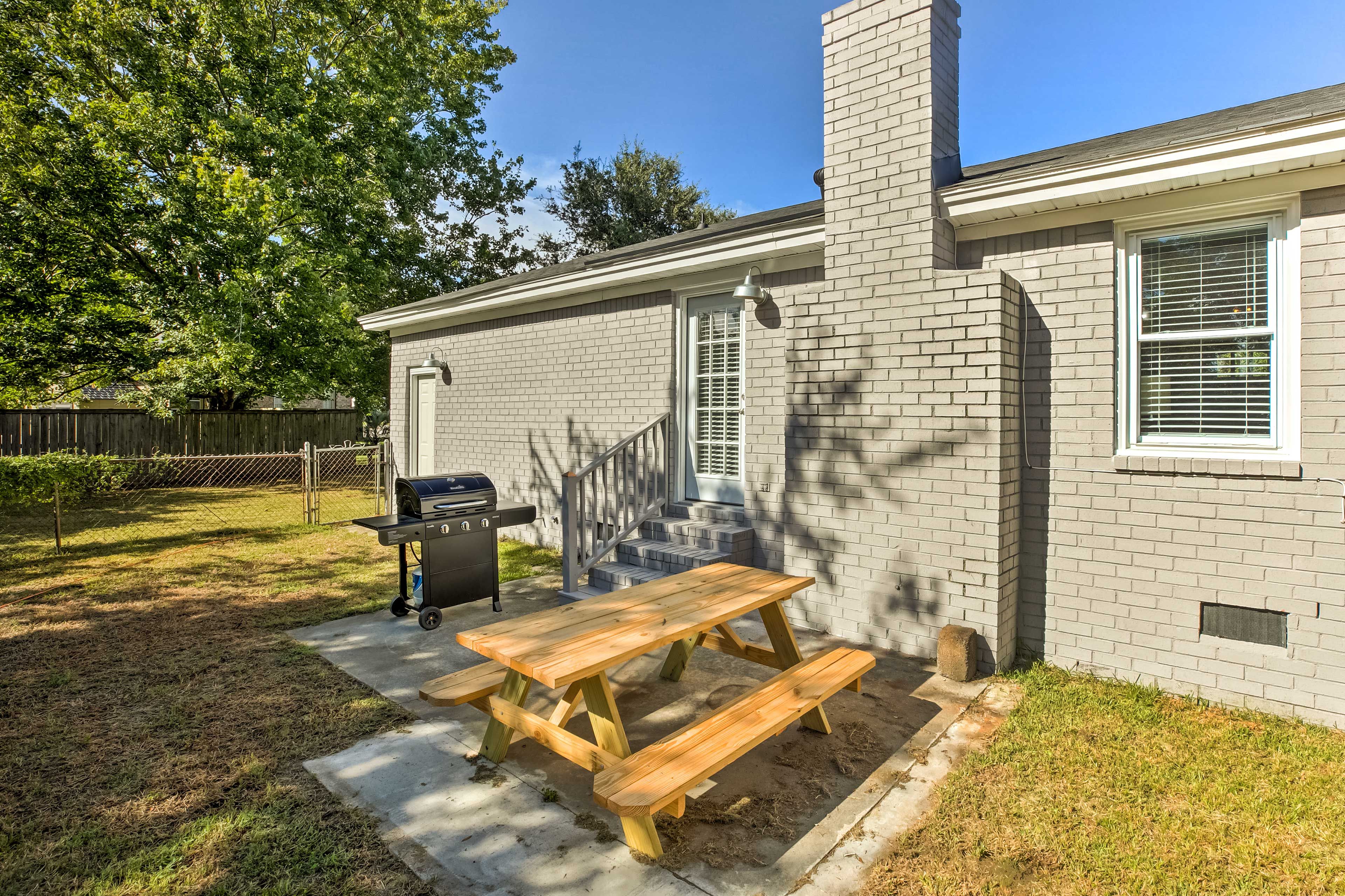 Outdoor Space | Gas Grill | Fenced Yard