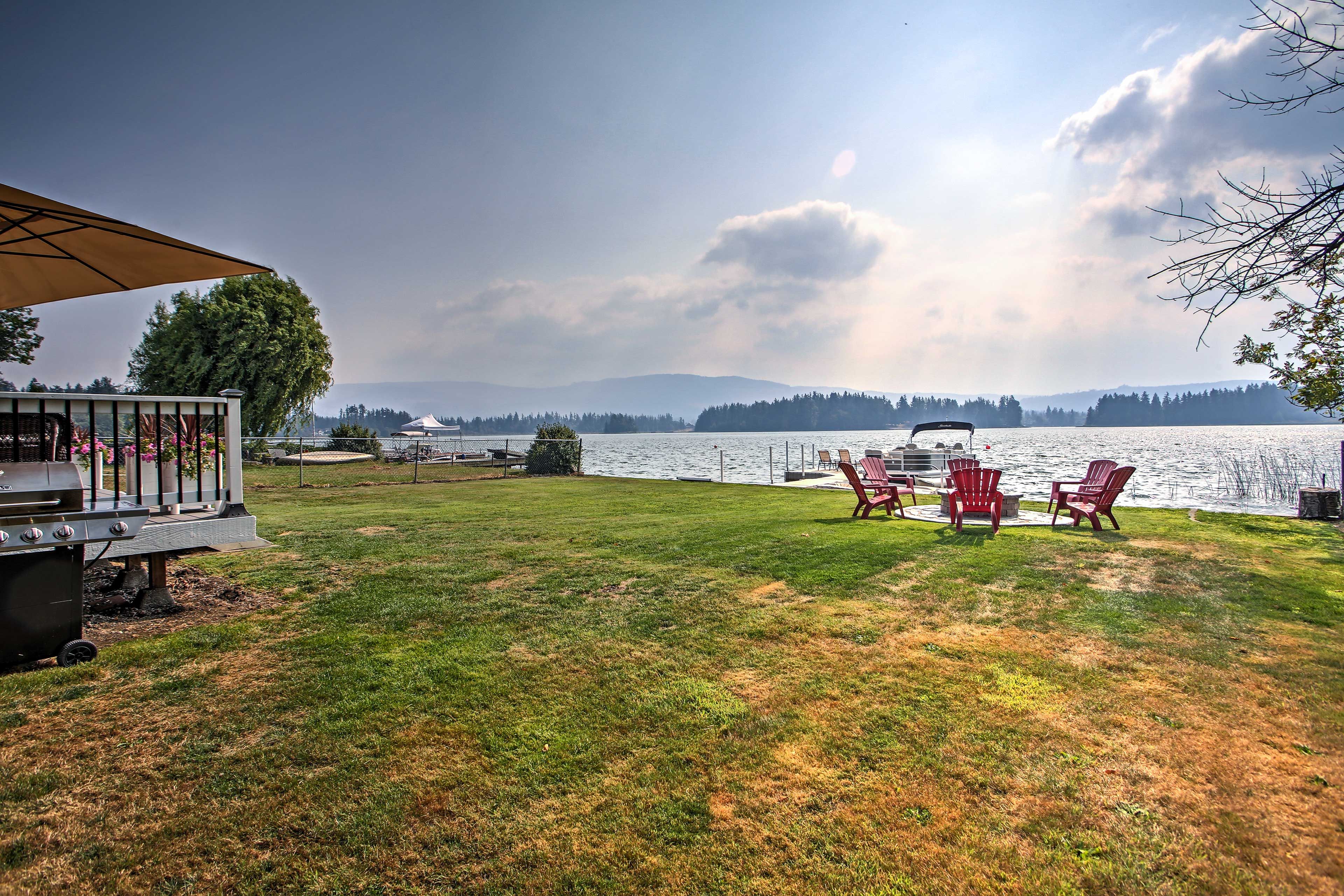 Lake Views | Stainless Steel Grill