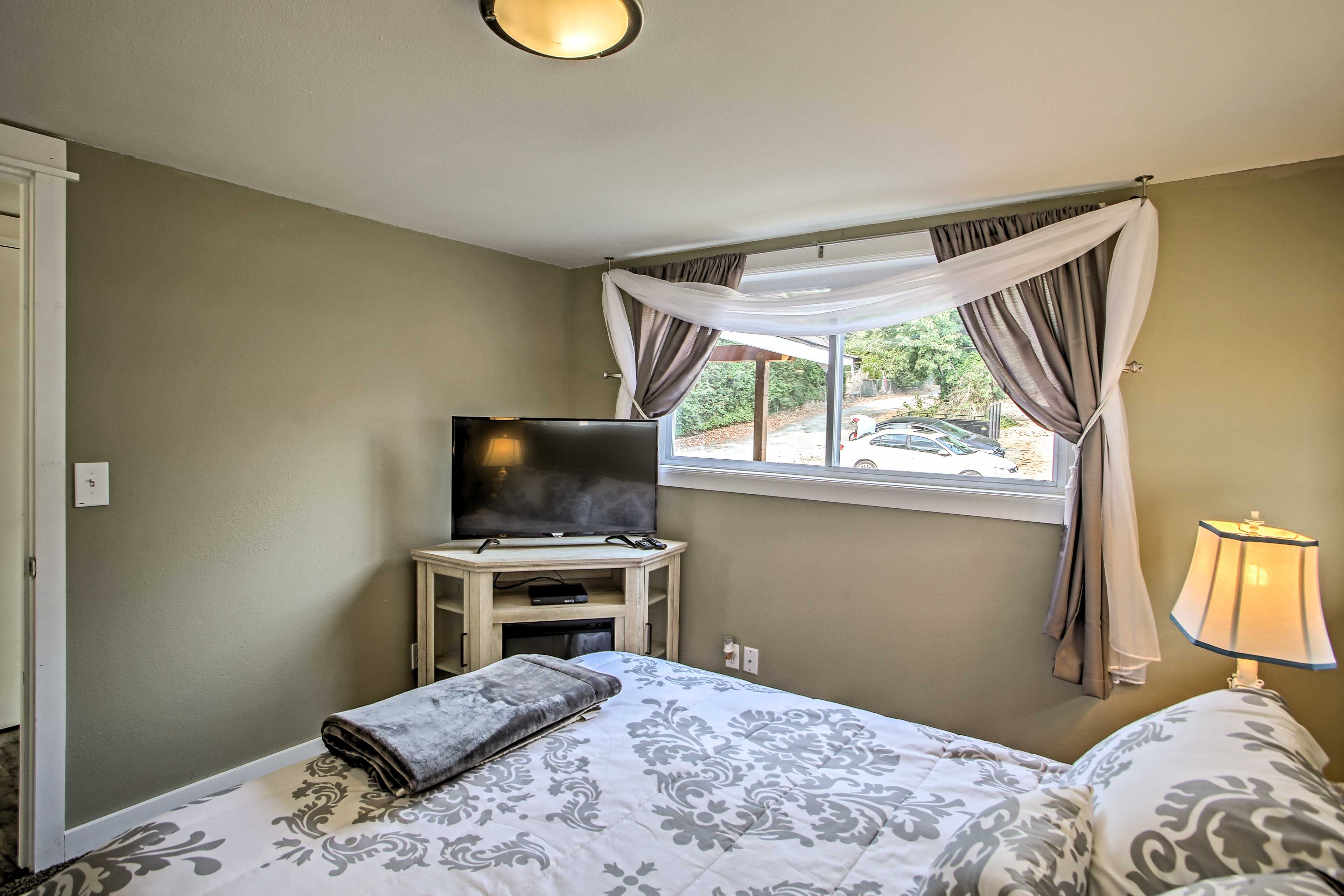 Bedroom 1 | Electric Fireplace