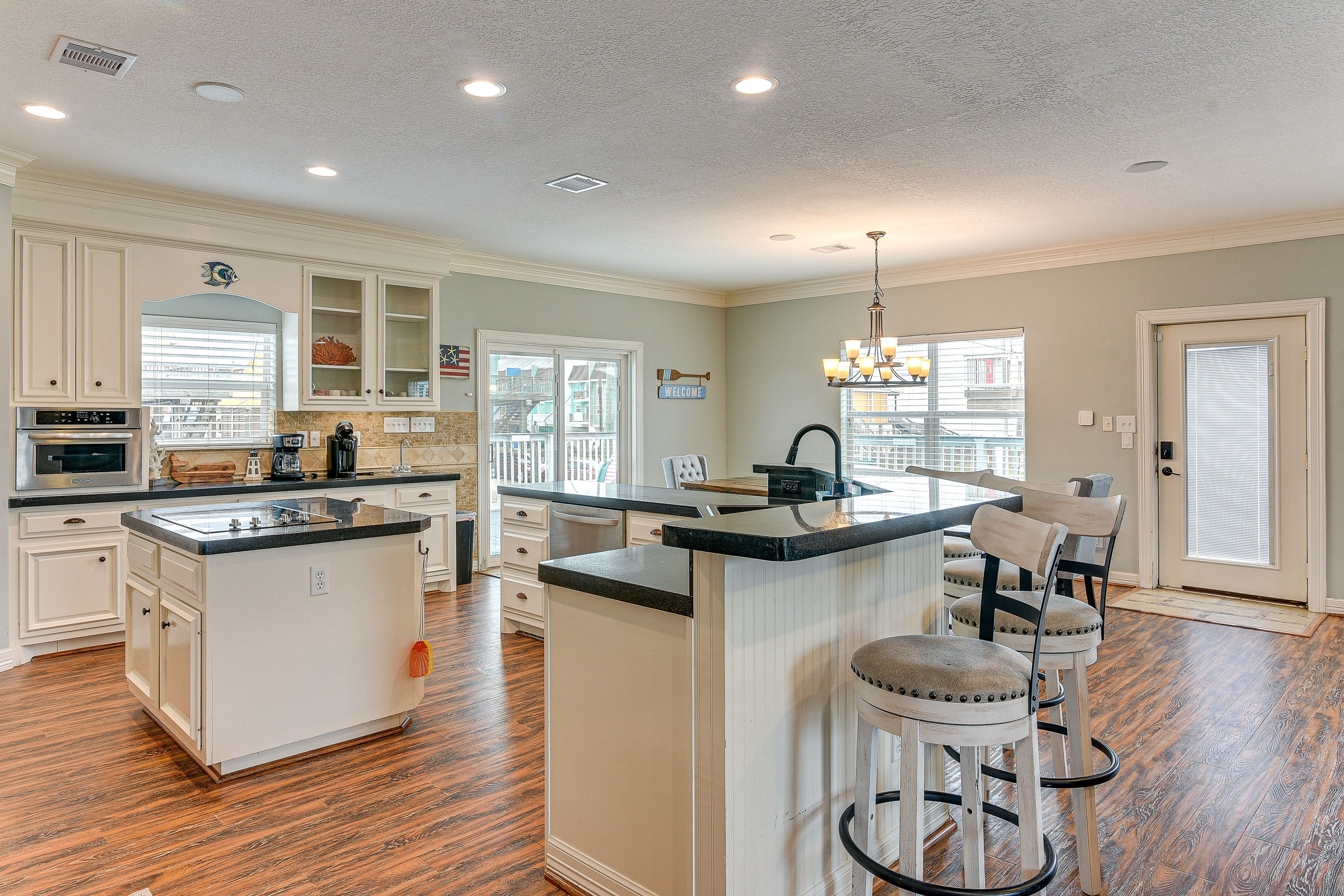 Kitchen | Fully Equipped | Custom Cabinetry | Cooking Basics Provided