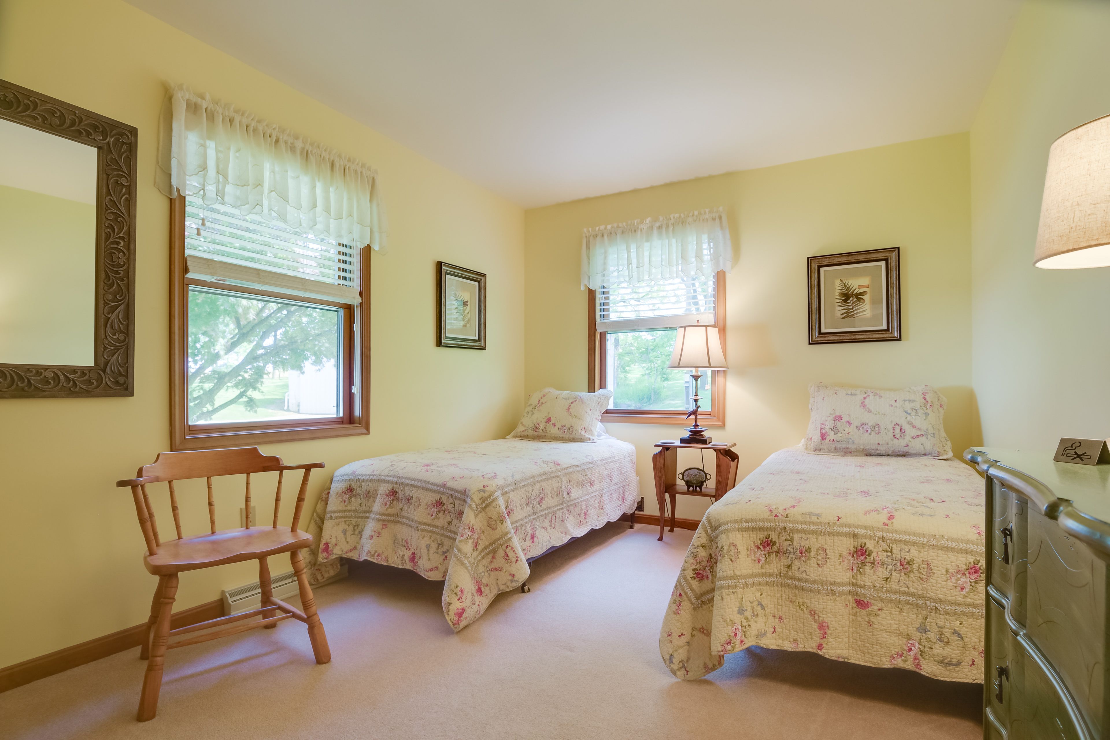 Bedroom 2 | 2 Twin Beds