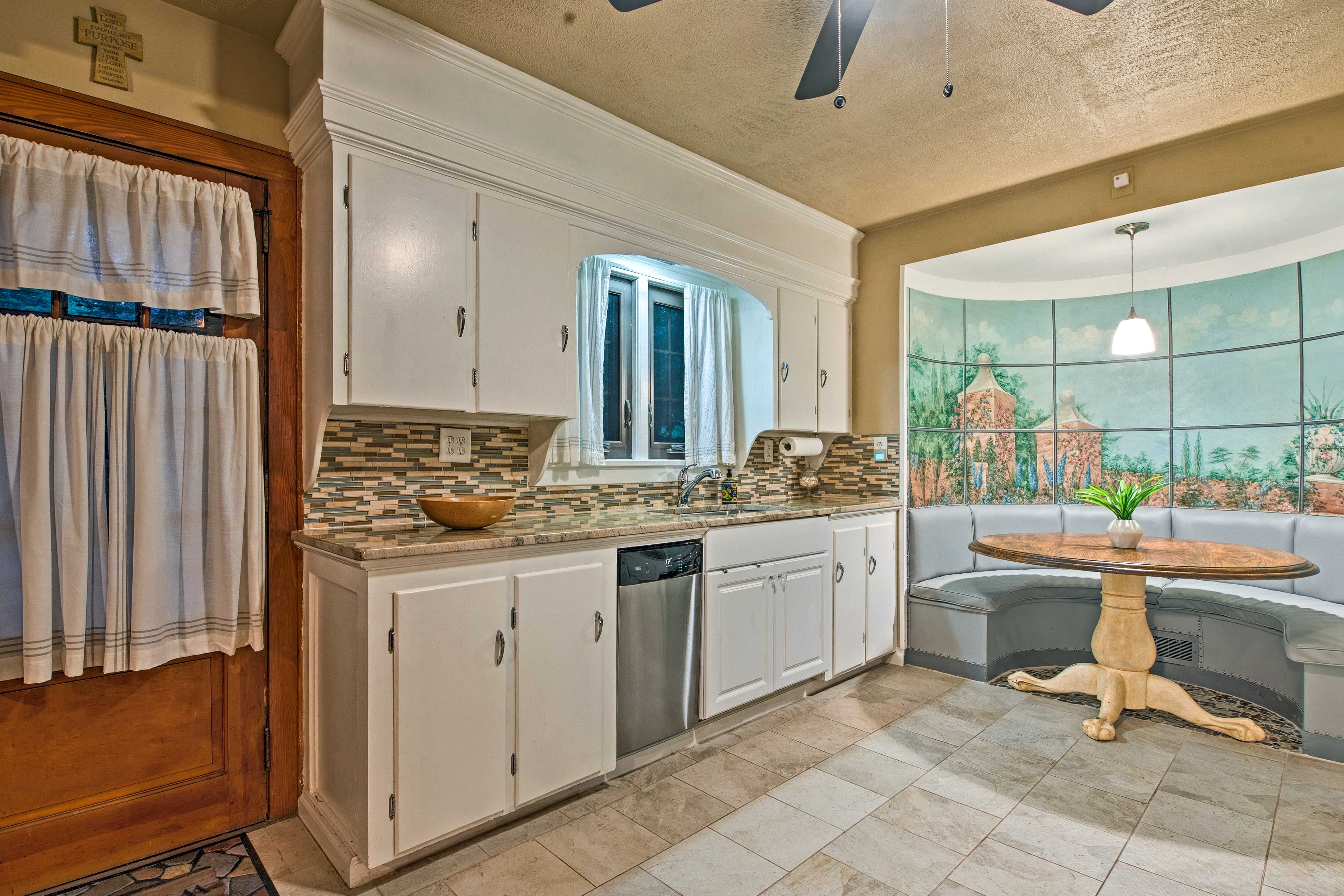 Kitchen | Dishwasher