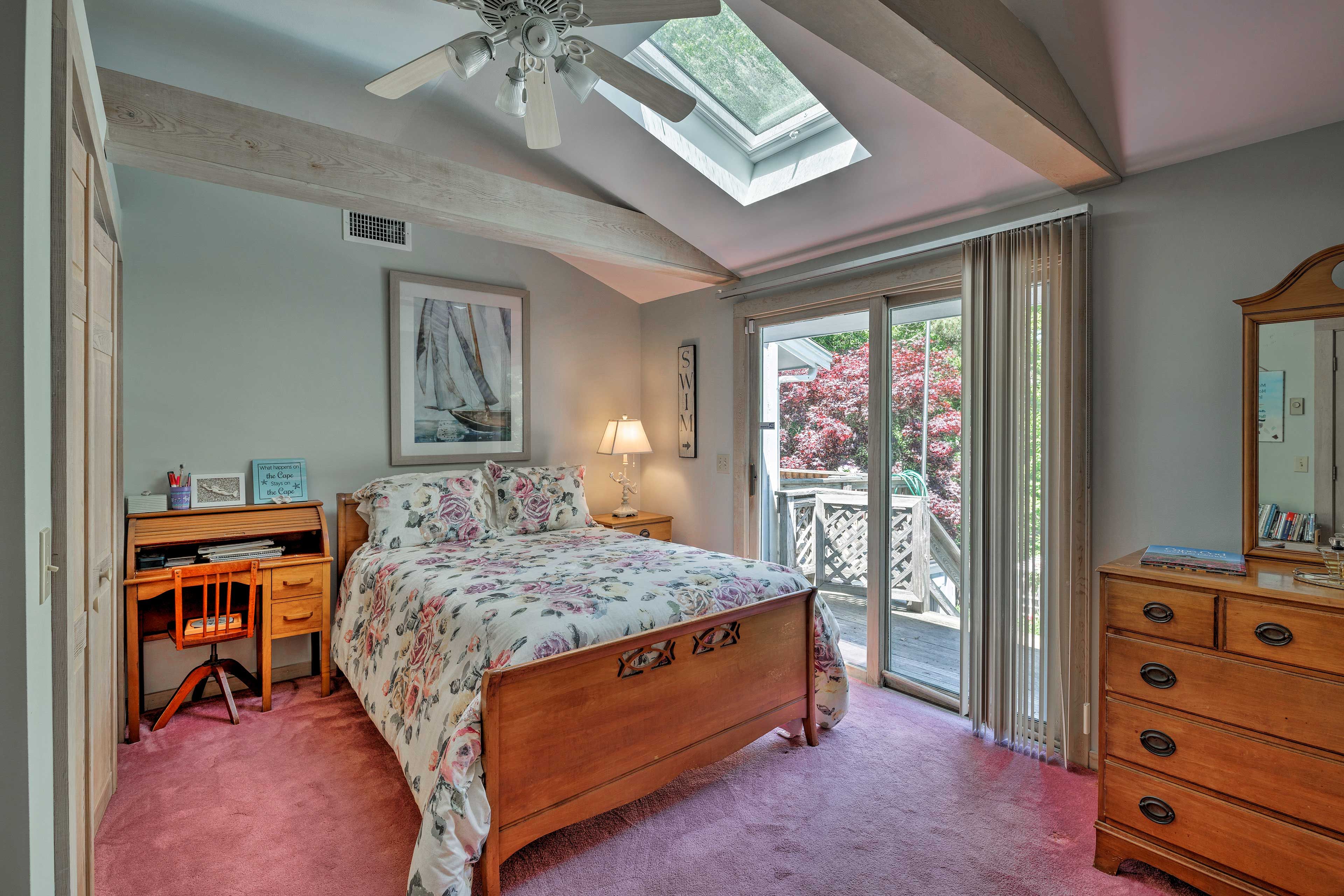 Bedroom | Full Bed