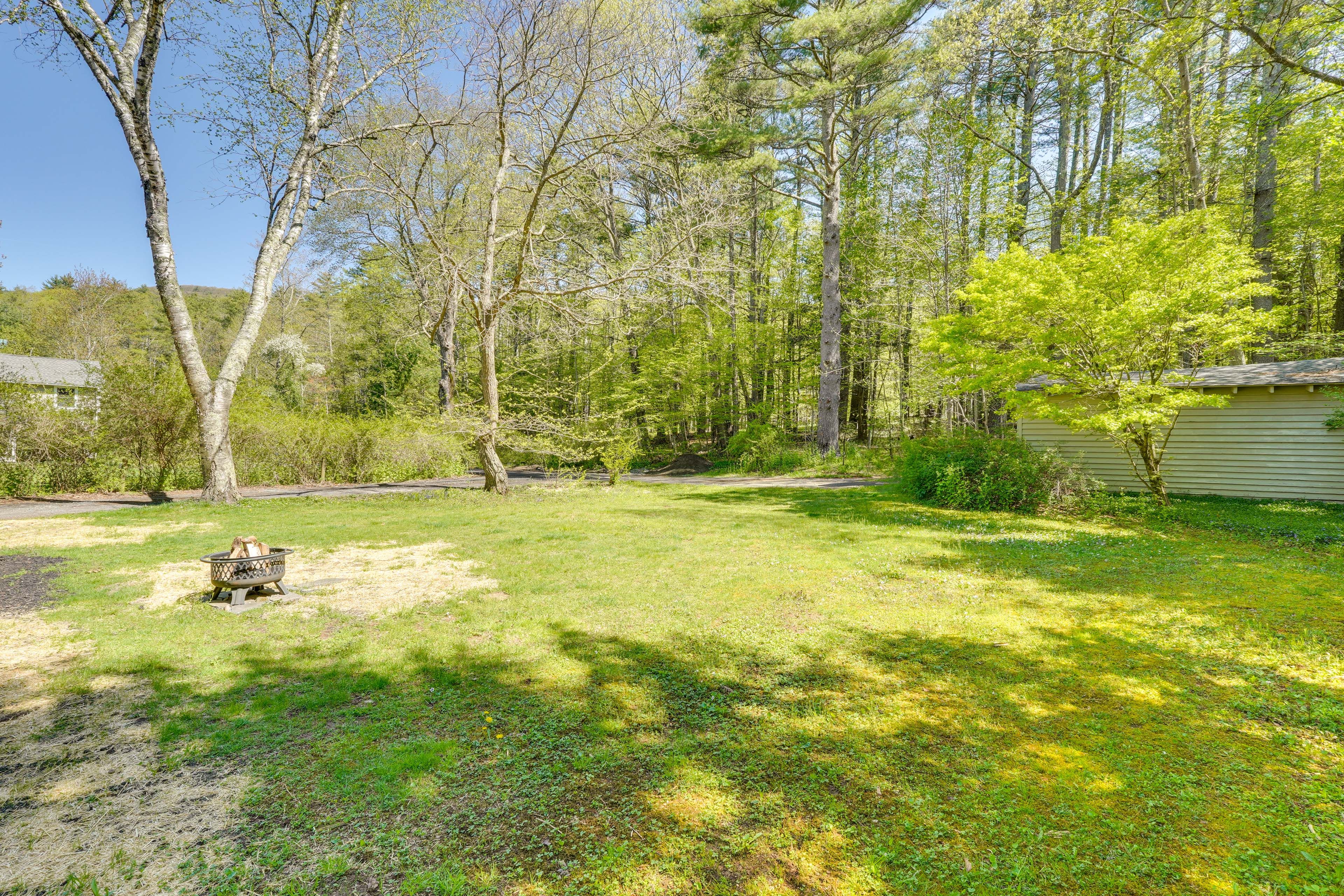 Exterior | Backyard | Fire Pit