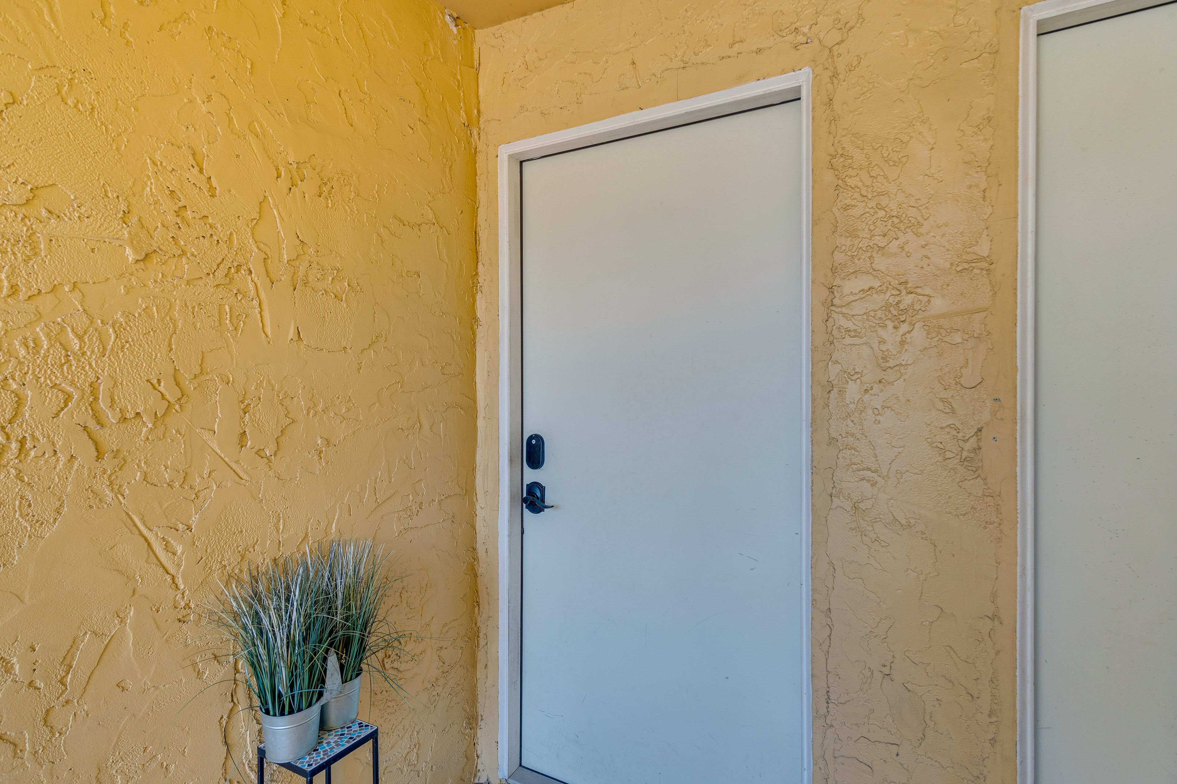 Unit Entrance | Stairs Requried