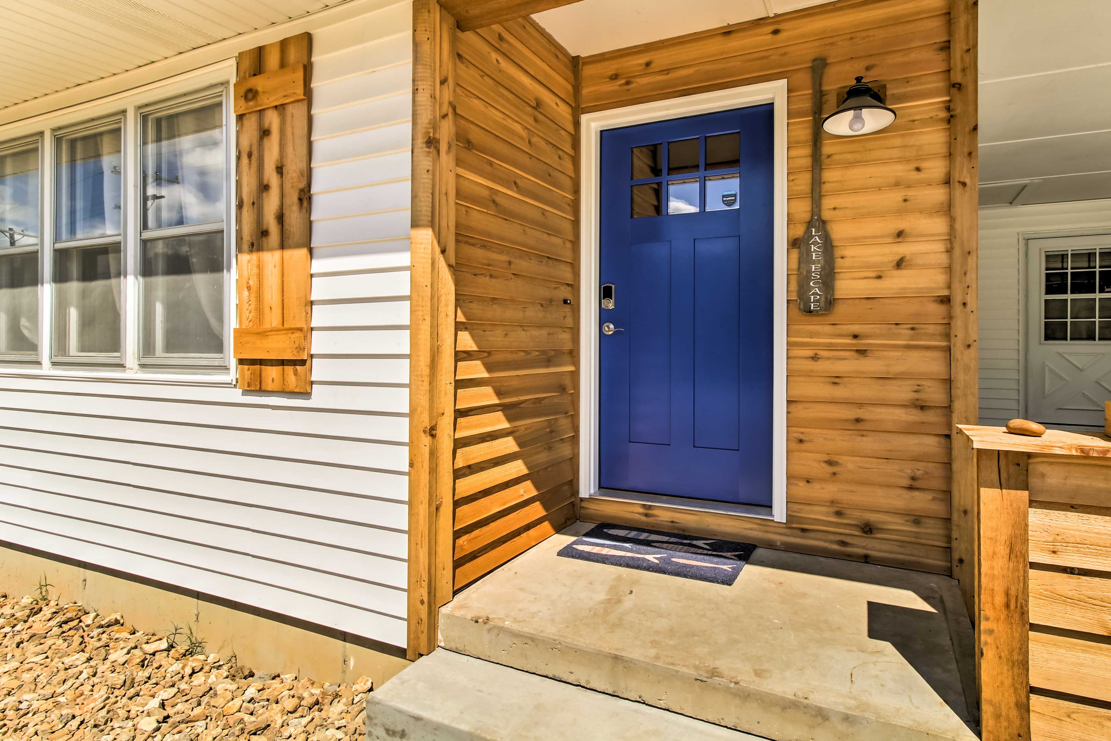 Exterior Entry