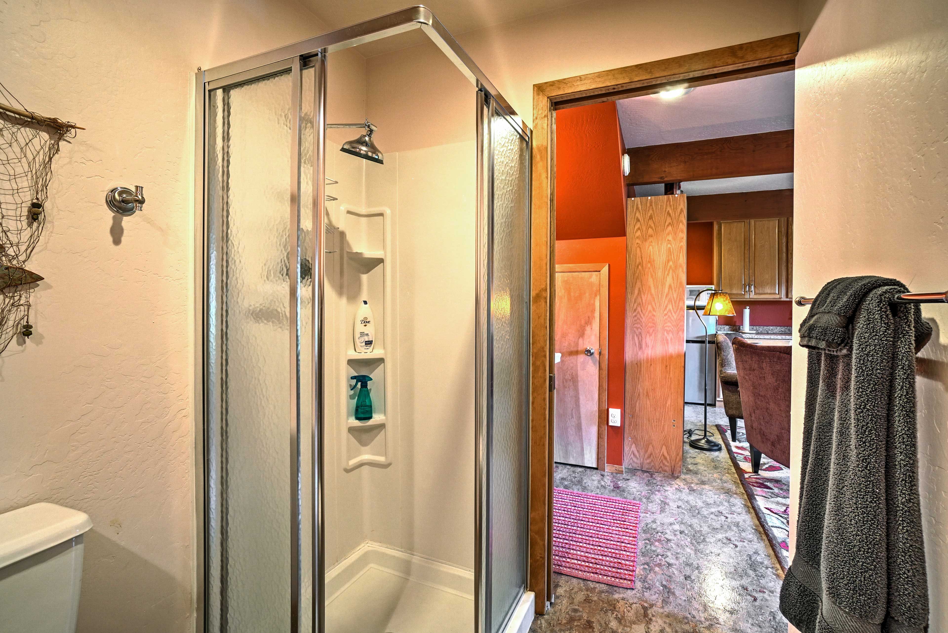 Shower off after hiking the Otterbahn Trail.