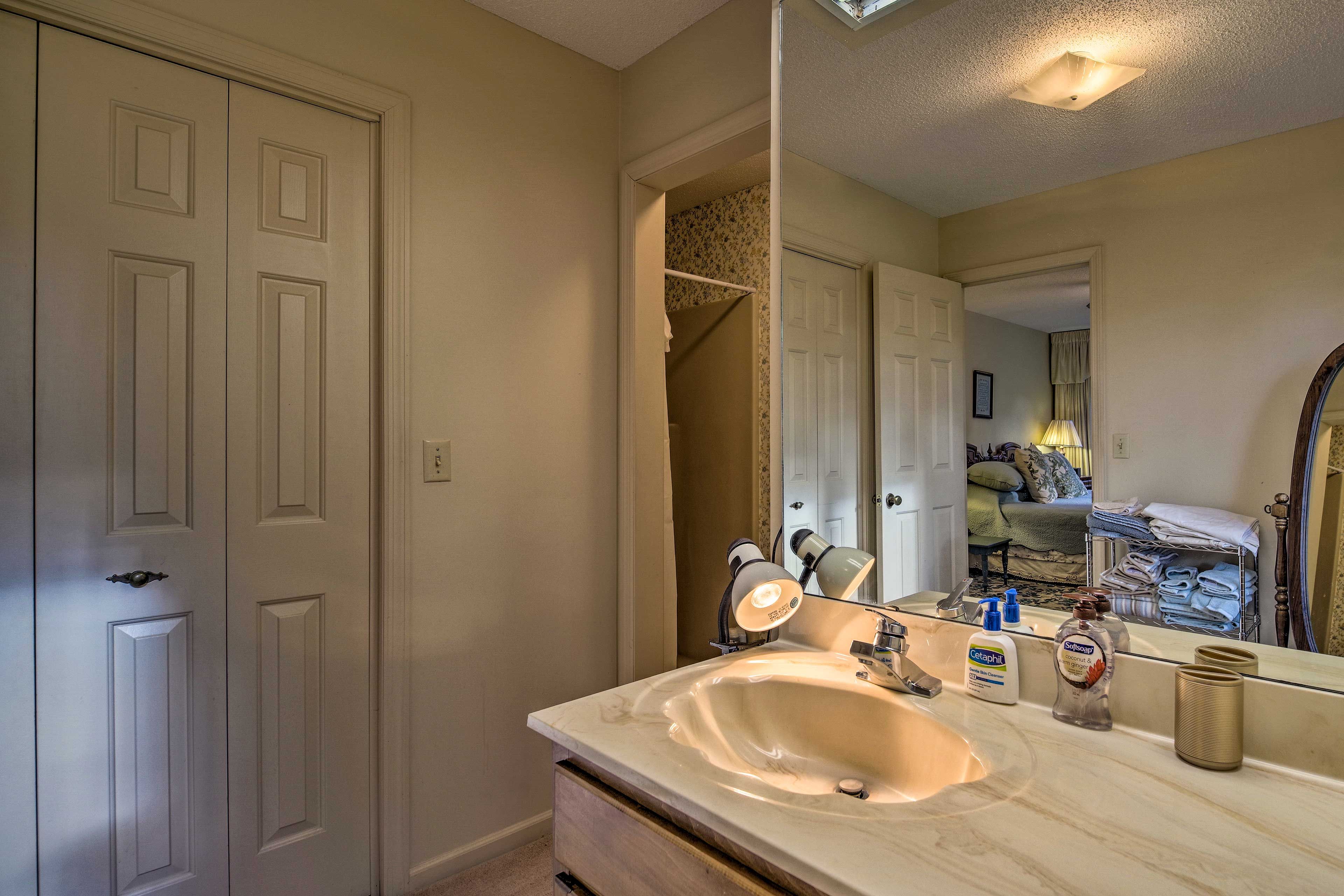 En-Suite Bathroom
