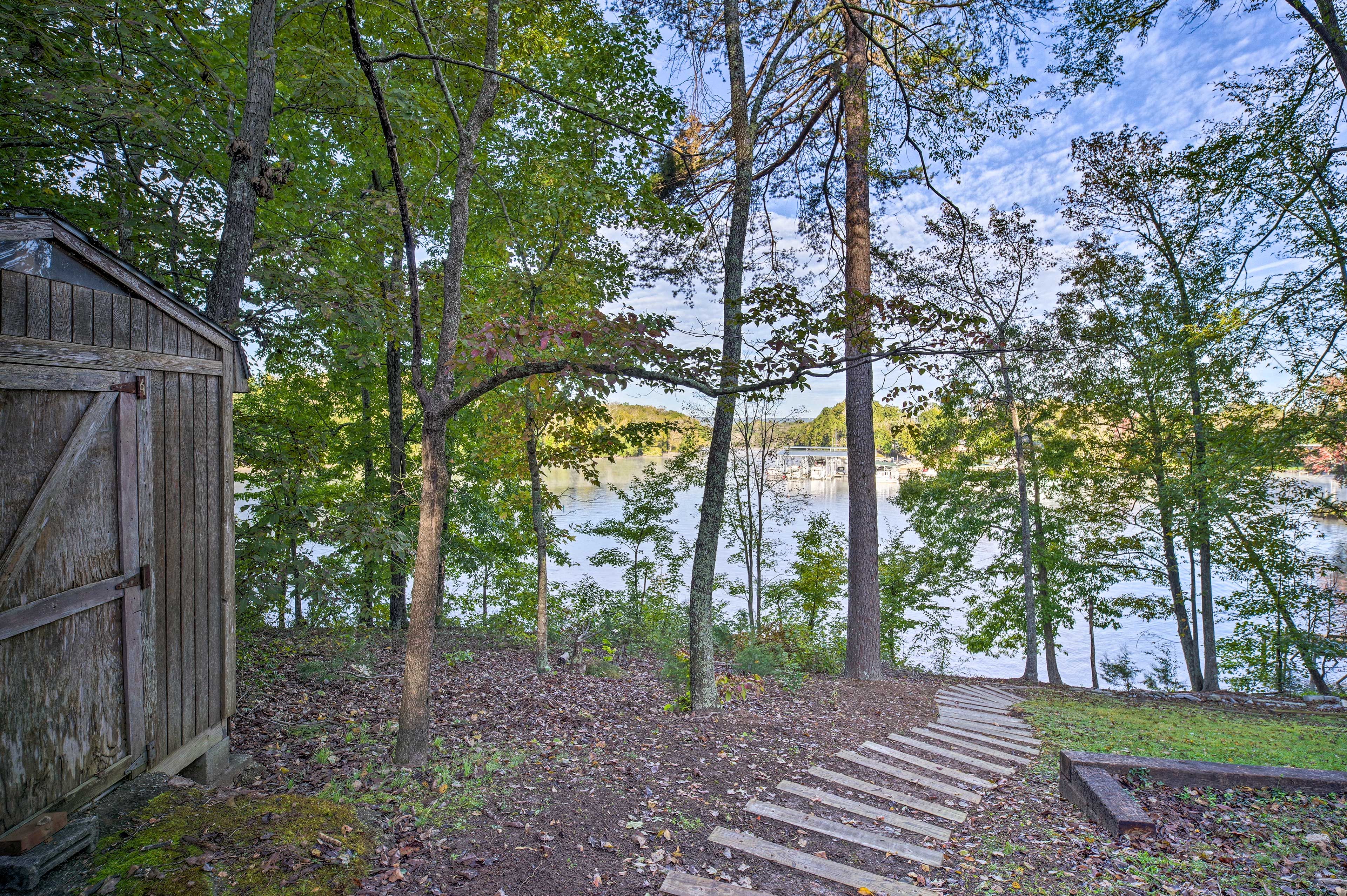 Lake | Steps Away