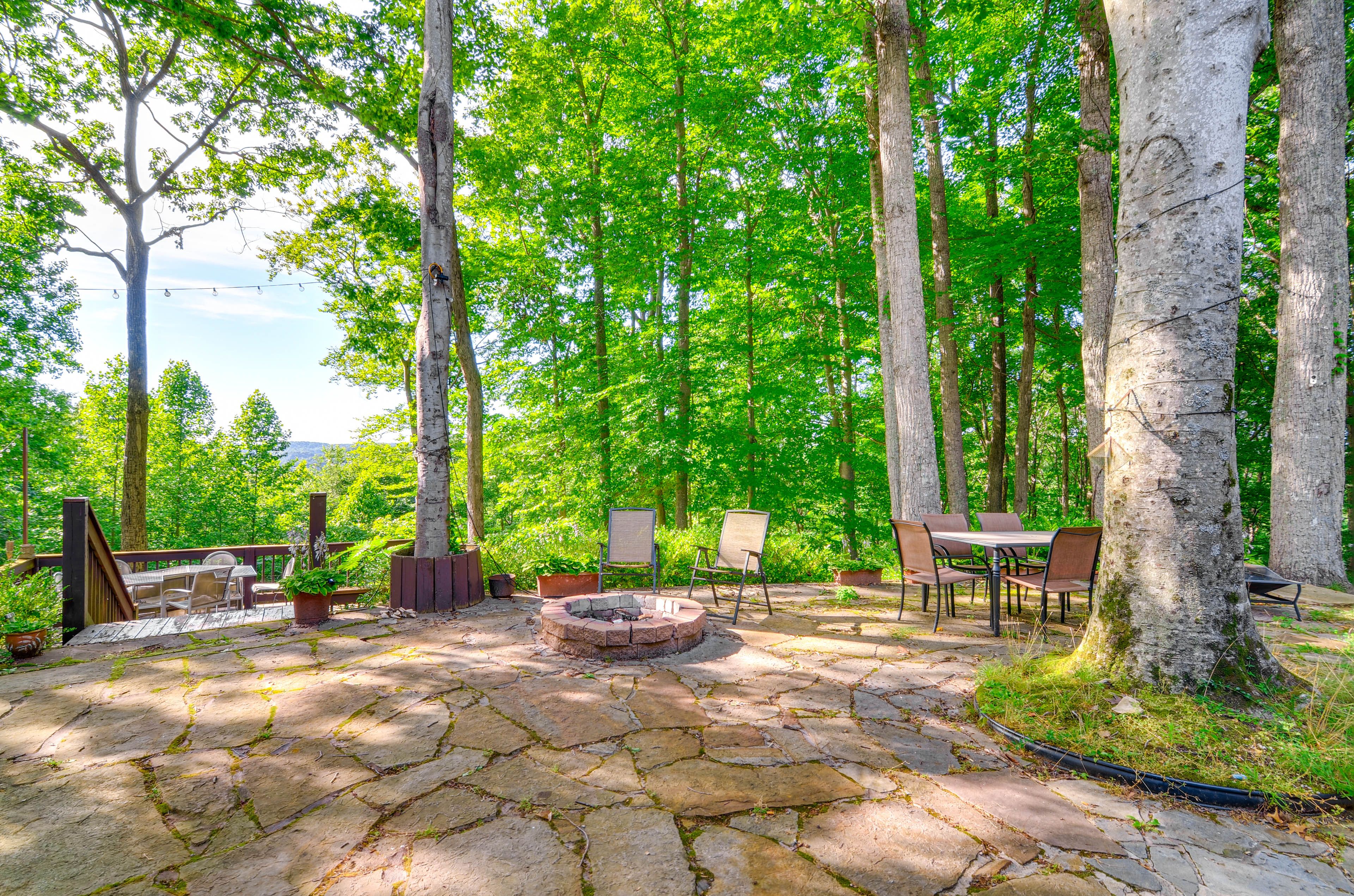 Flagstone Back Patio | Wood-Burning Fire Pits