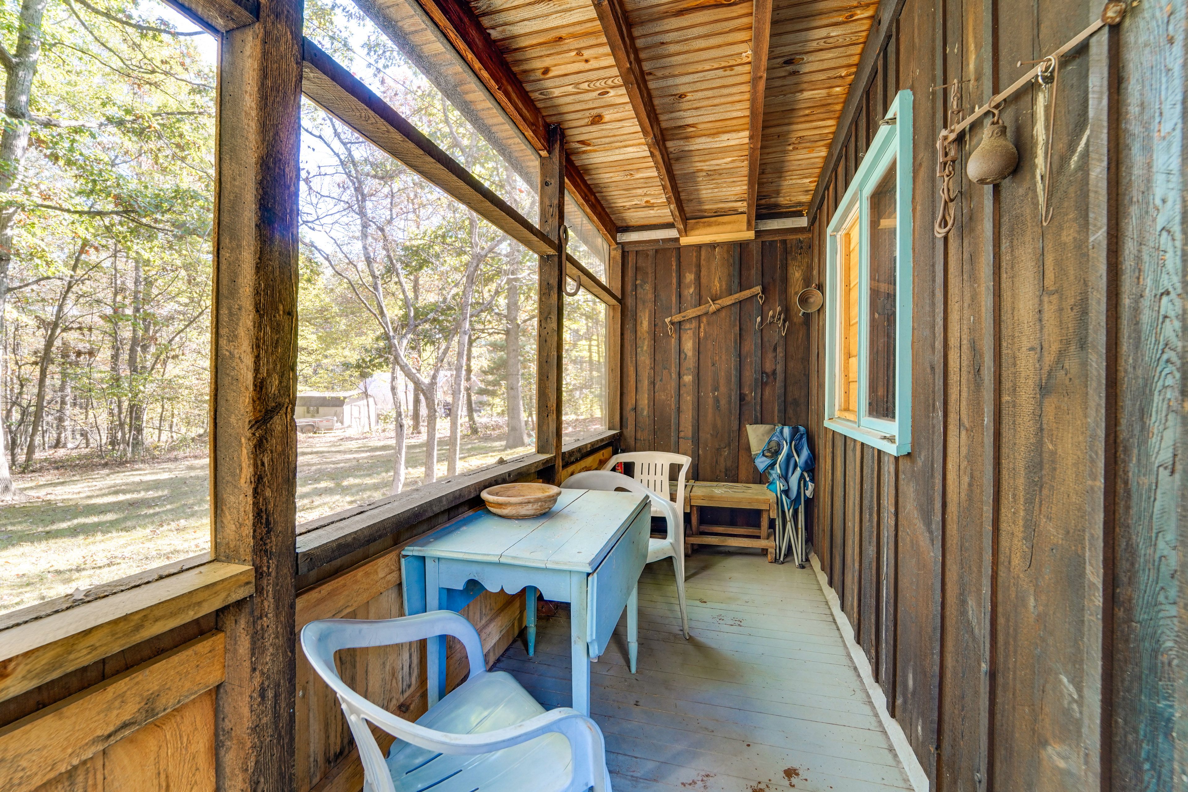 Screened-In Porch