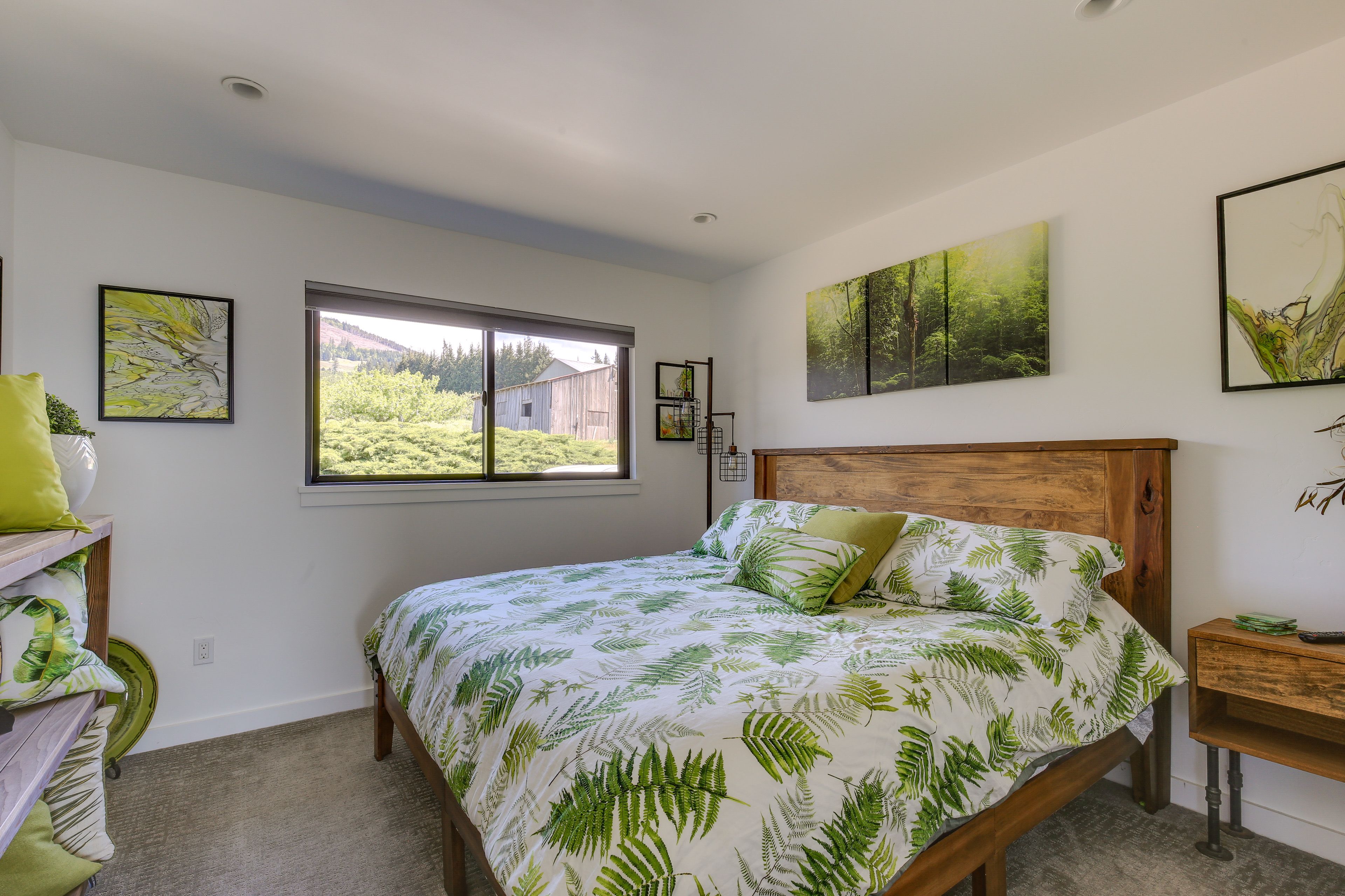 Bedroom 3 | King Bed