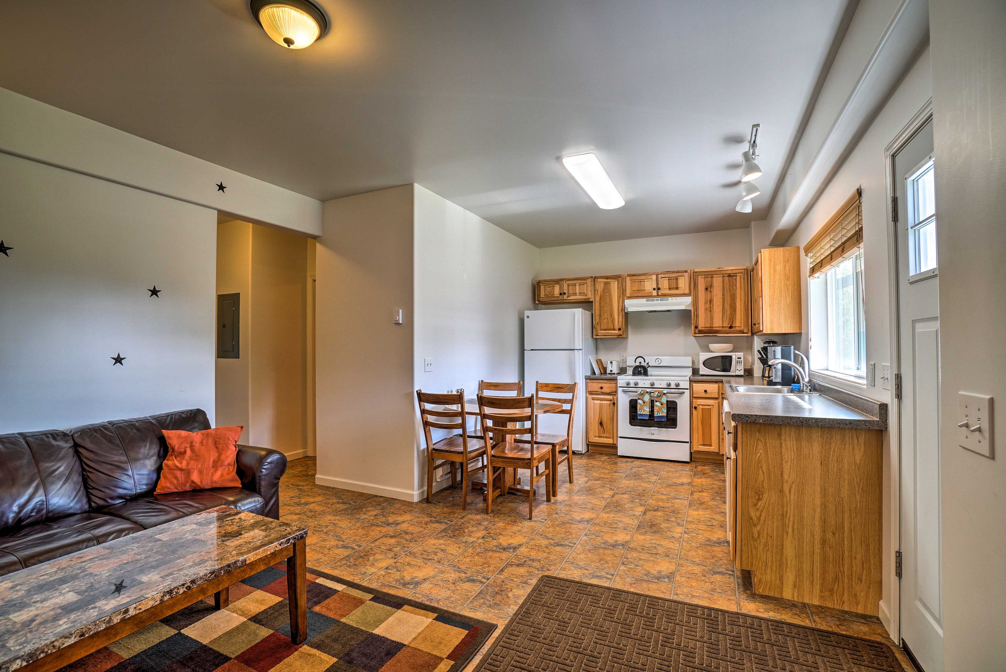 Living Room | Free WiFi | Central Heating | Sleeper Sofa