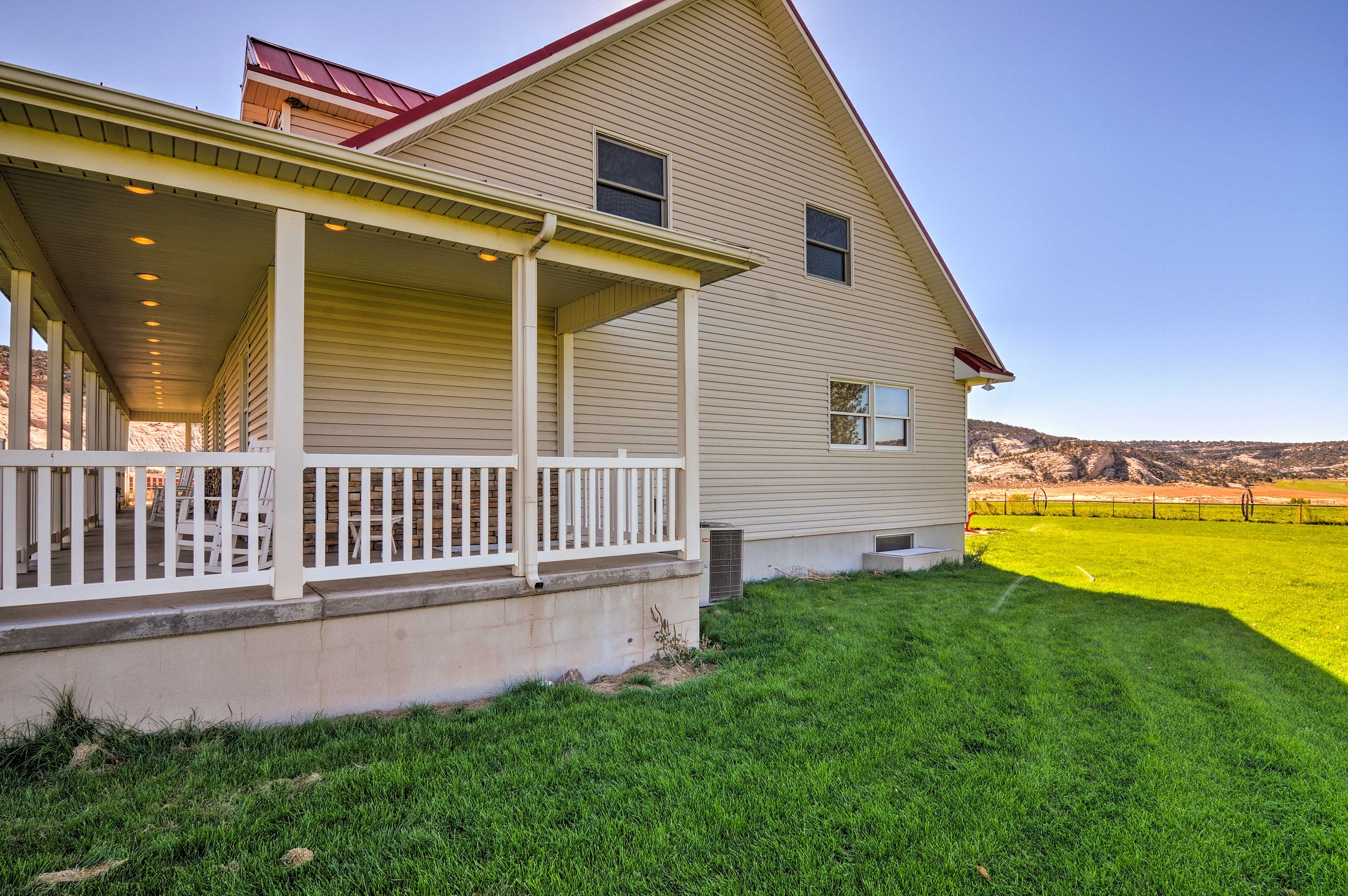Property Exterior | 570-Acre Cattle Ranch