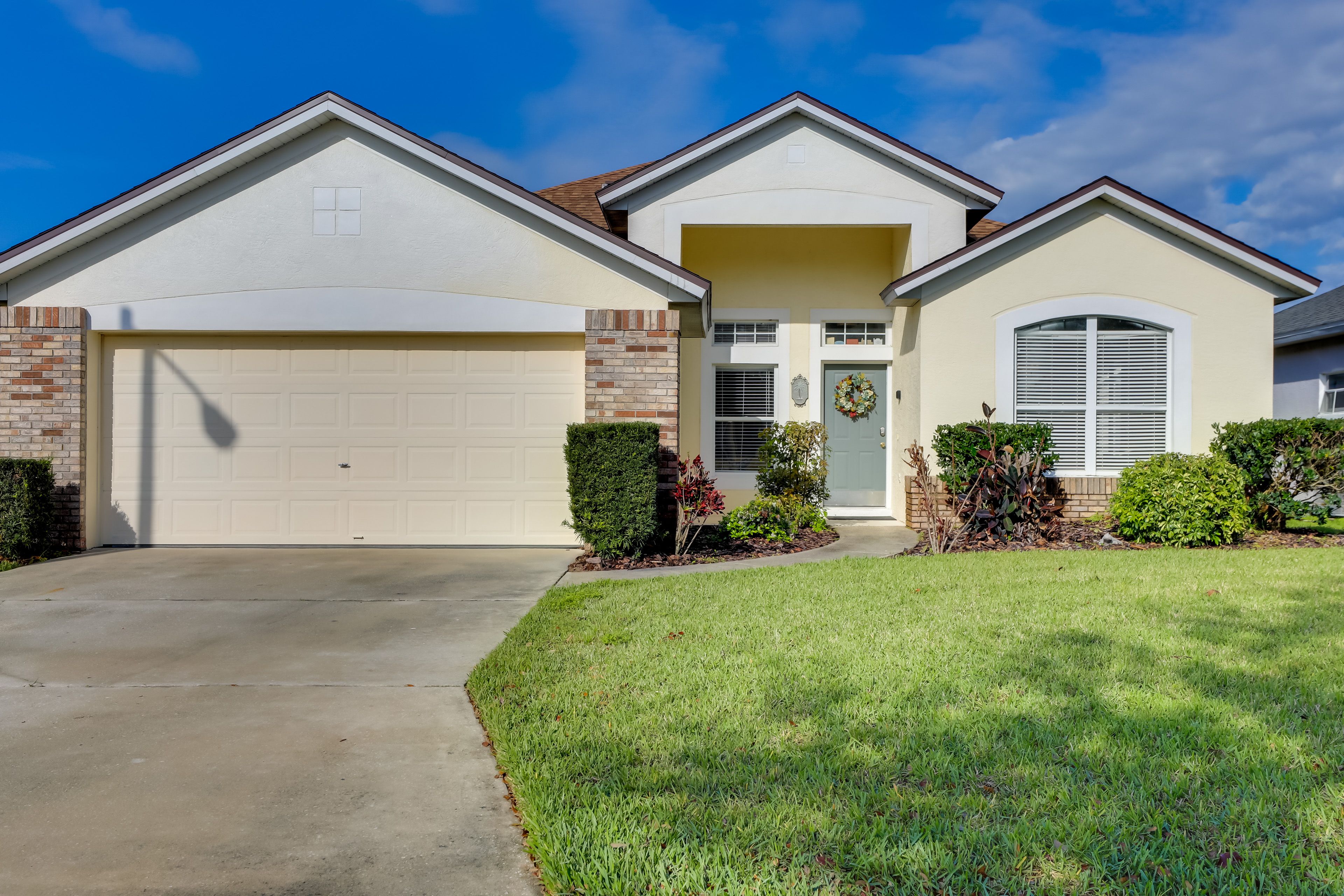 Exterior | Parking | Driveway (2 Vehicles) | Street Parking (1 Vehicle)